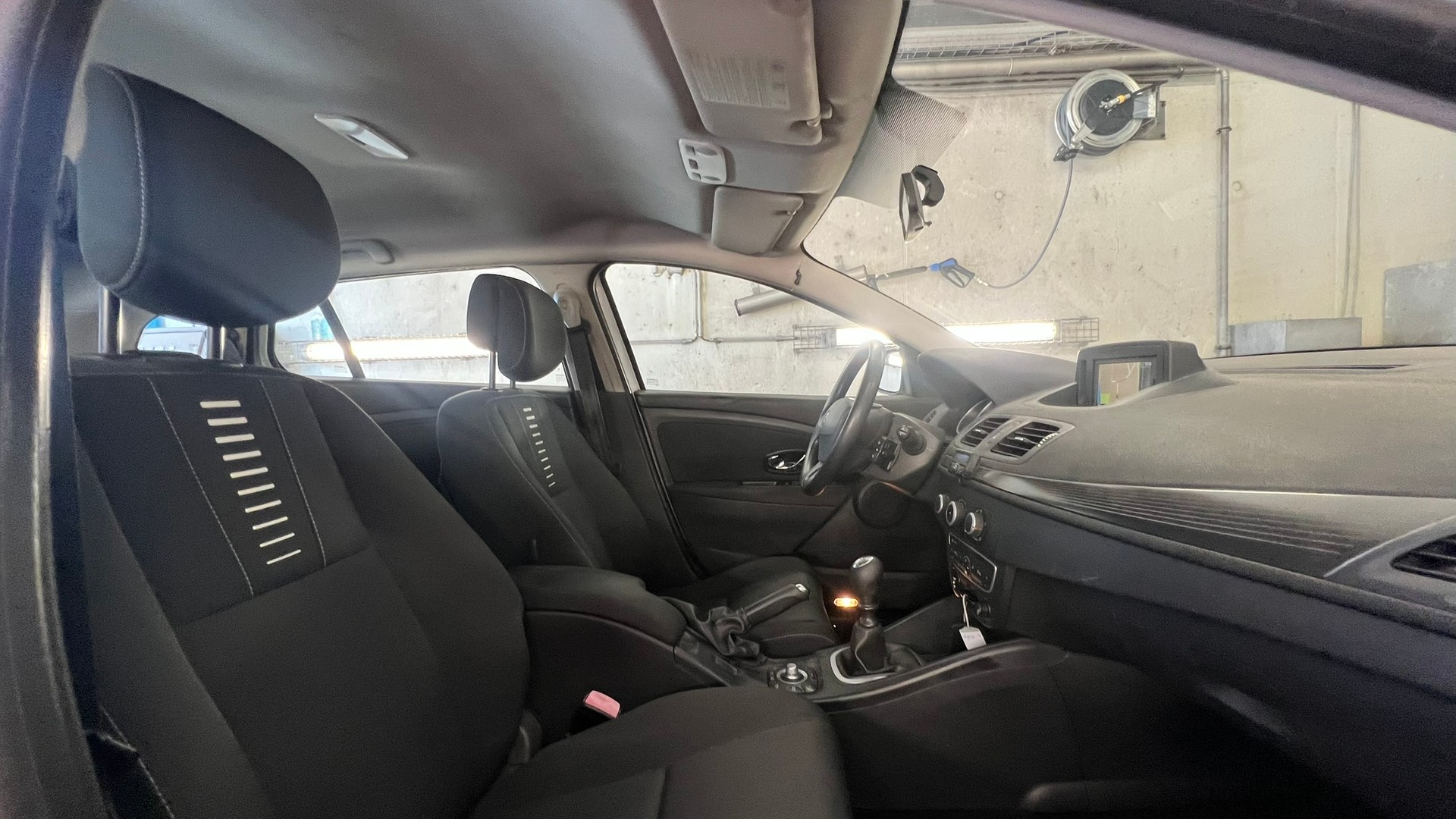 RENAULT MÉGANE GRANDTOUR 1.5 dCi EXPRESSION l 110 PS-image-17