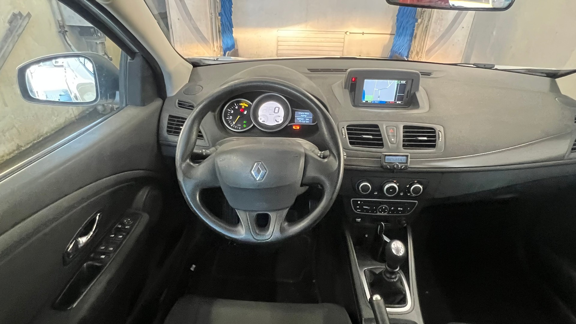 RENAULT MÉGANE GRANDTOUR 1.5 dCi EXPRESSION l 110 PS-image-16