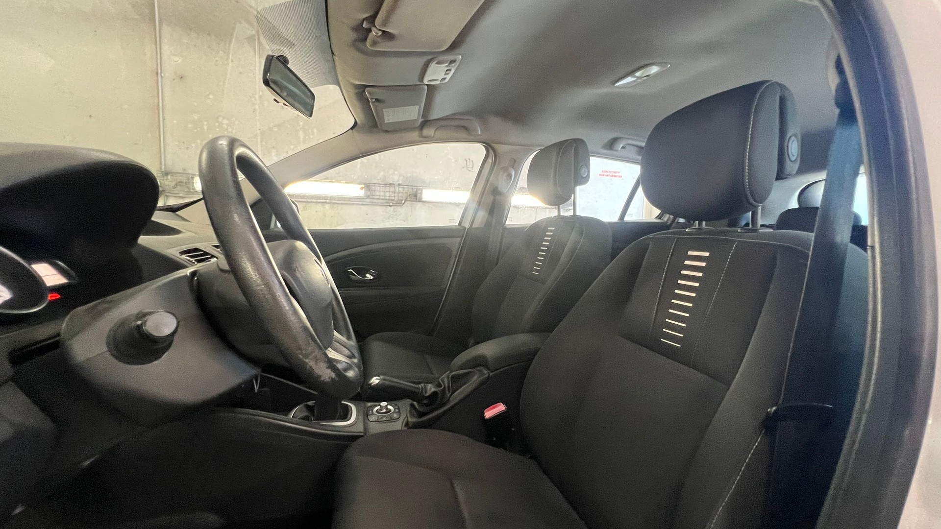RENAULT MÉGANE GRANDTOUR 1.5 dCi EXPRESSION l 110 PS-image-19