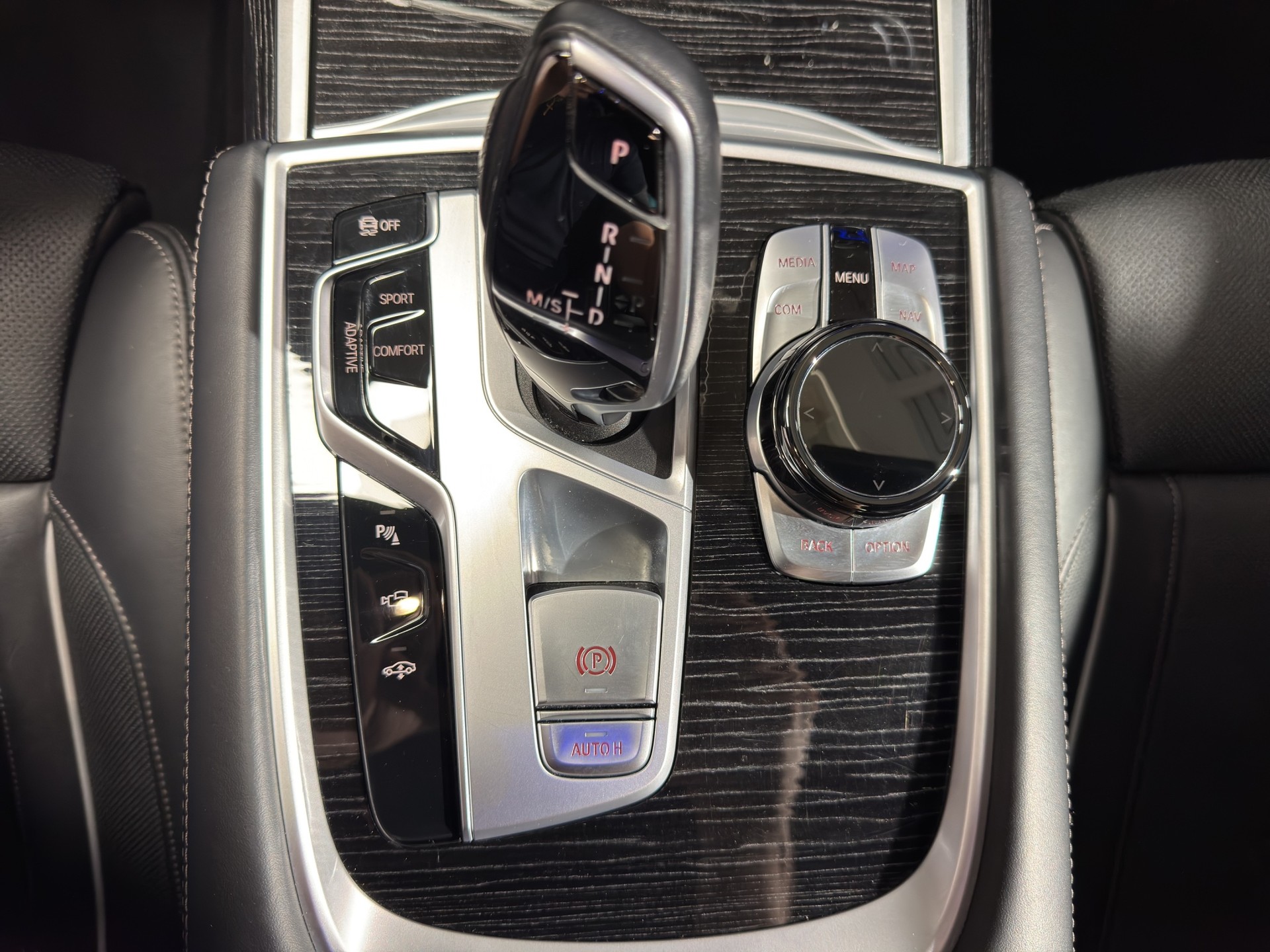 BMW 730d xDrive M Sport-image-10