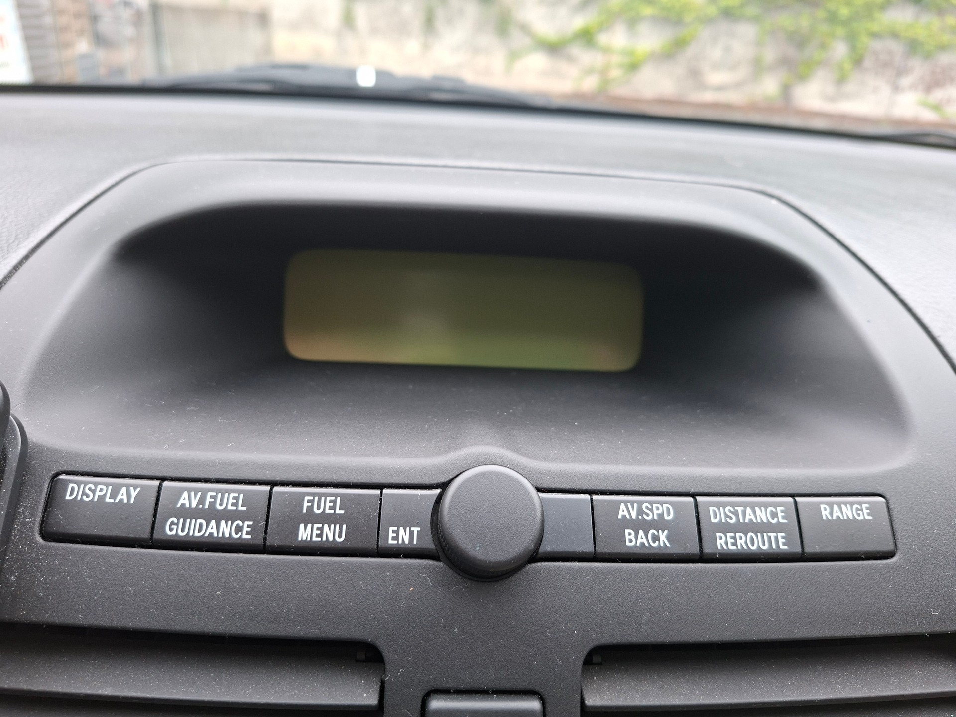 TOYOTA Avensis 2.0D-4 D Linea Sol Sedan-image-15