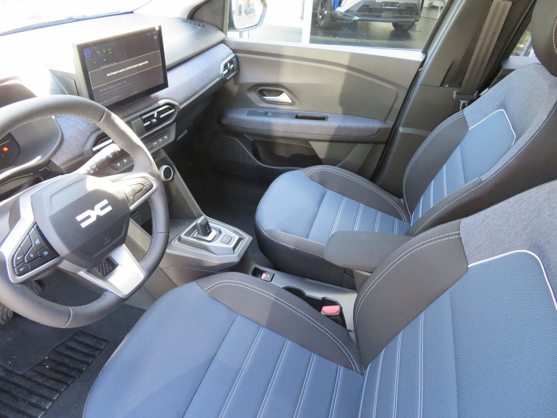 DACIA Jogger 1.8 Hybrid Journey 7P-image-7