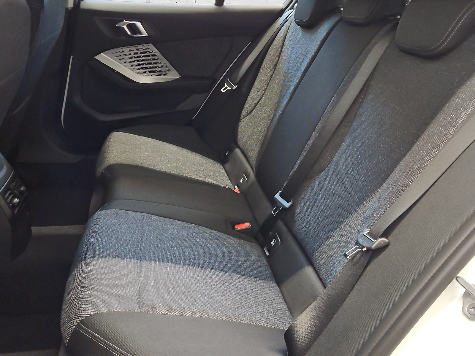 BMW 116 Steptronic-image-10