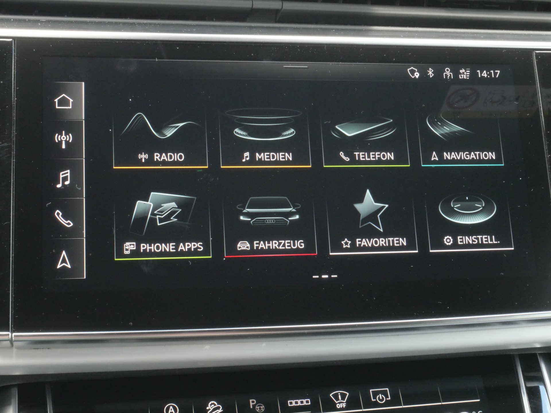 AUDI Q8 50 TDI quattro tiptronic *CH-Auto, Allradlenkung, 360°-Kamera, AHK*-image-19