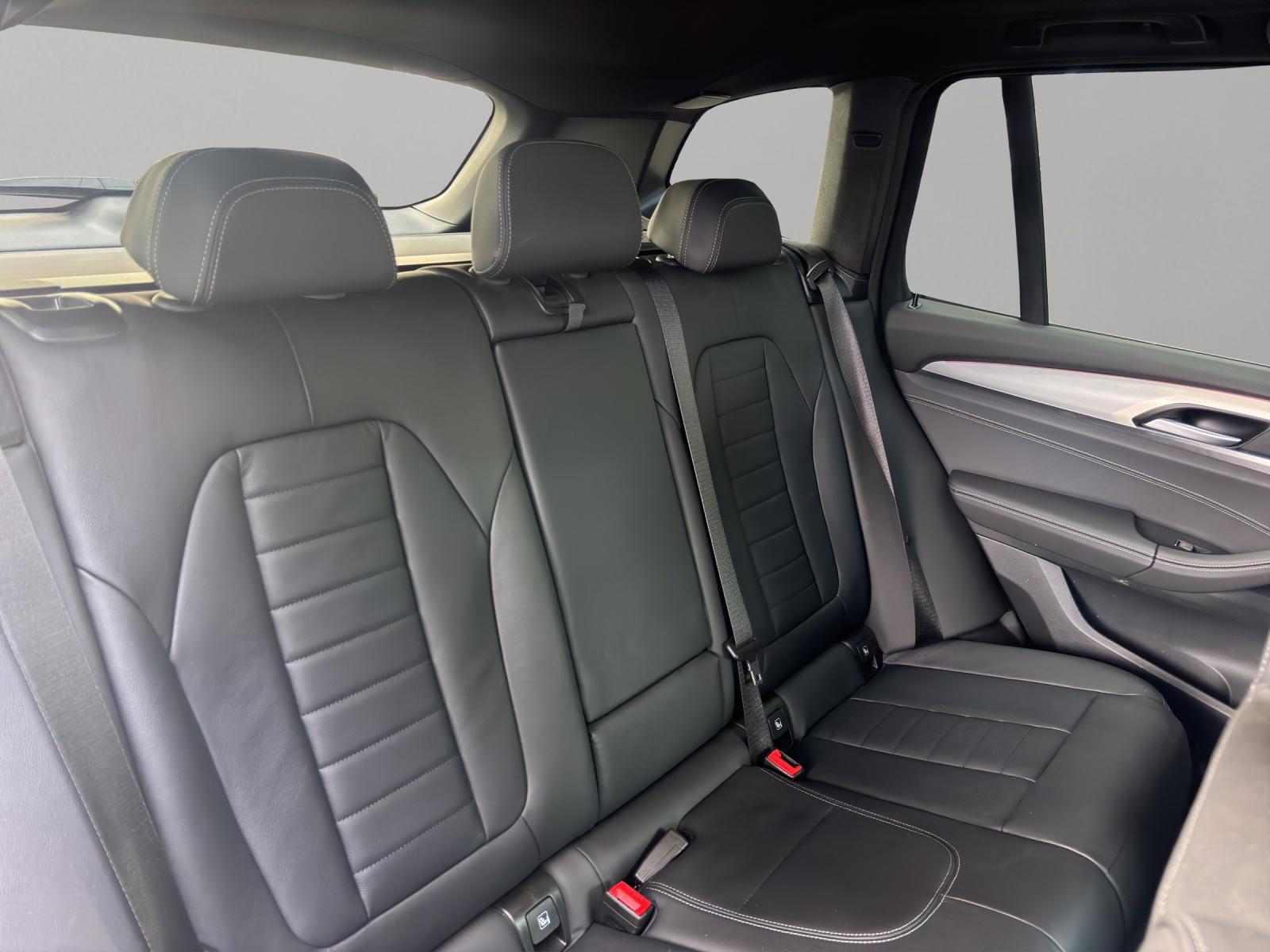 BMW X3 20d xDrive paddles-image-21