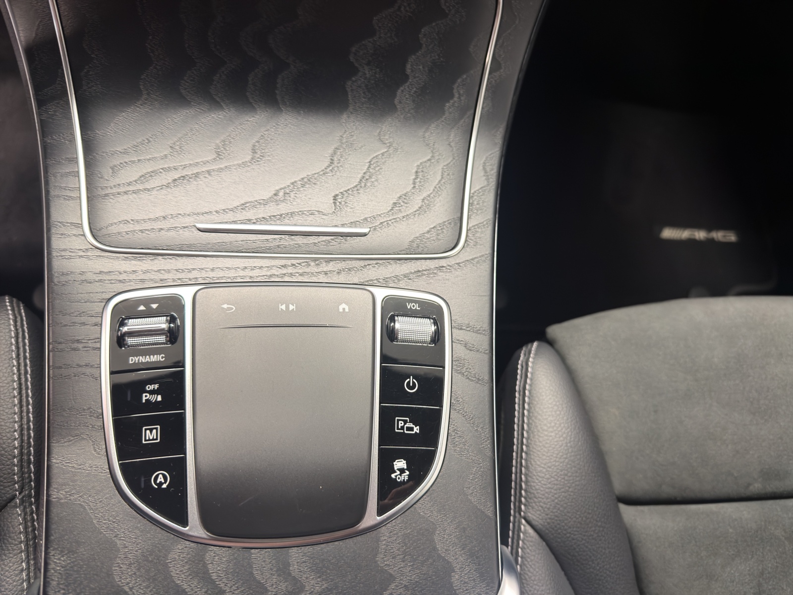 MERCEDES-BENZ GLC 220 d AMG Line 4Matic-image-15