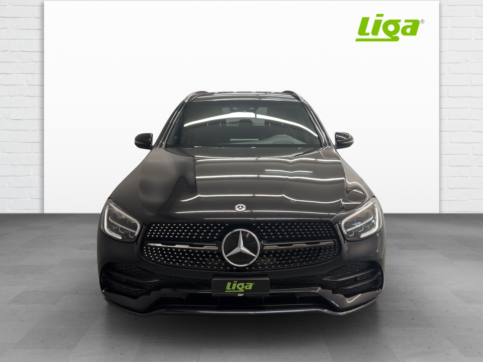 MERCEDES-BENZ GLC 220 d AMG Line 4Matic-image-1