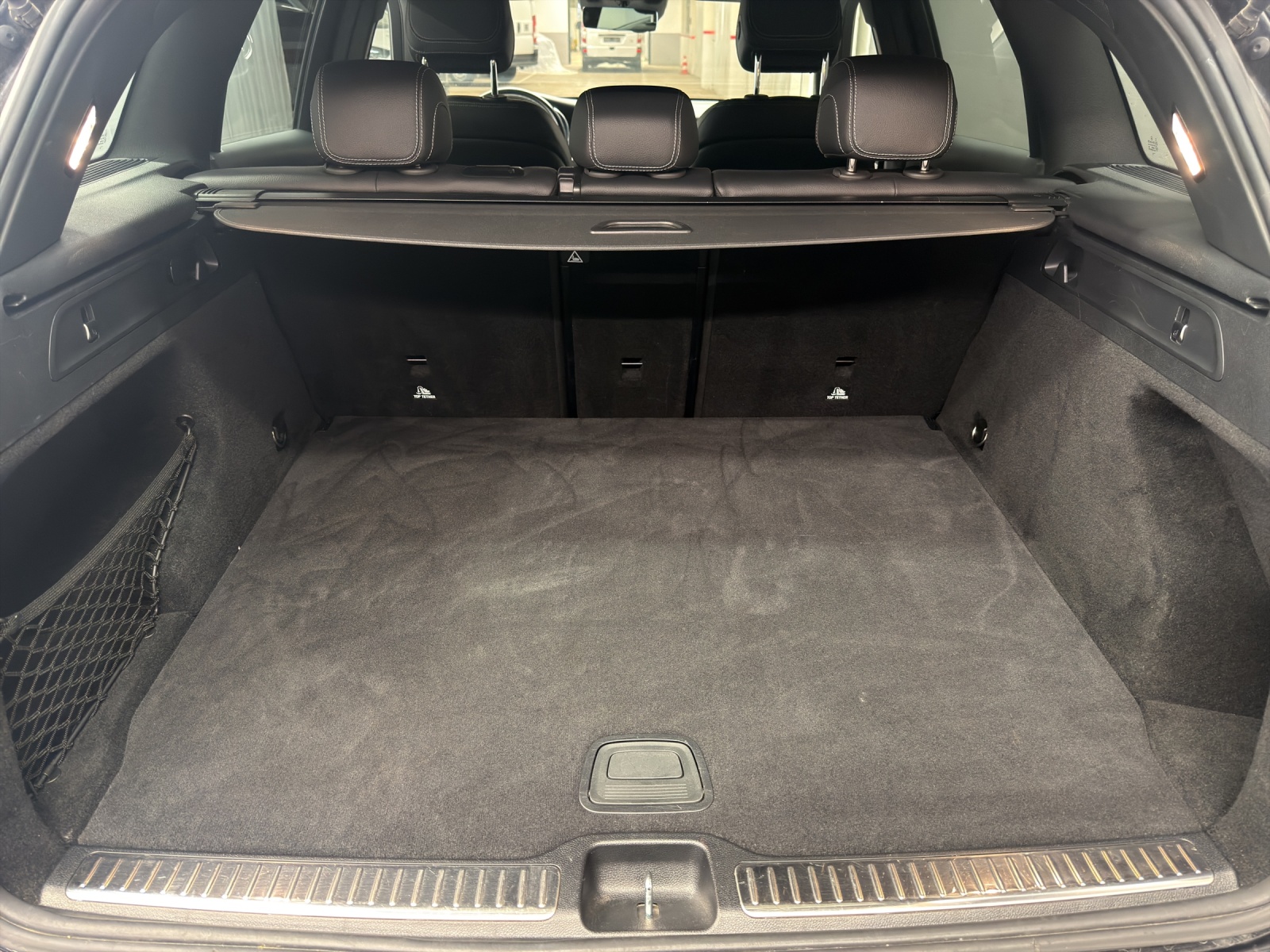 MERCEDES-BENZ GLC 220 d AMG Line 4Matic-image-10