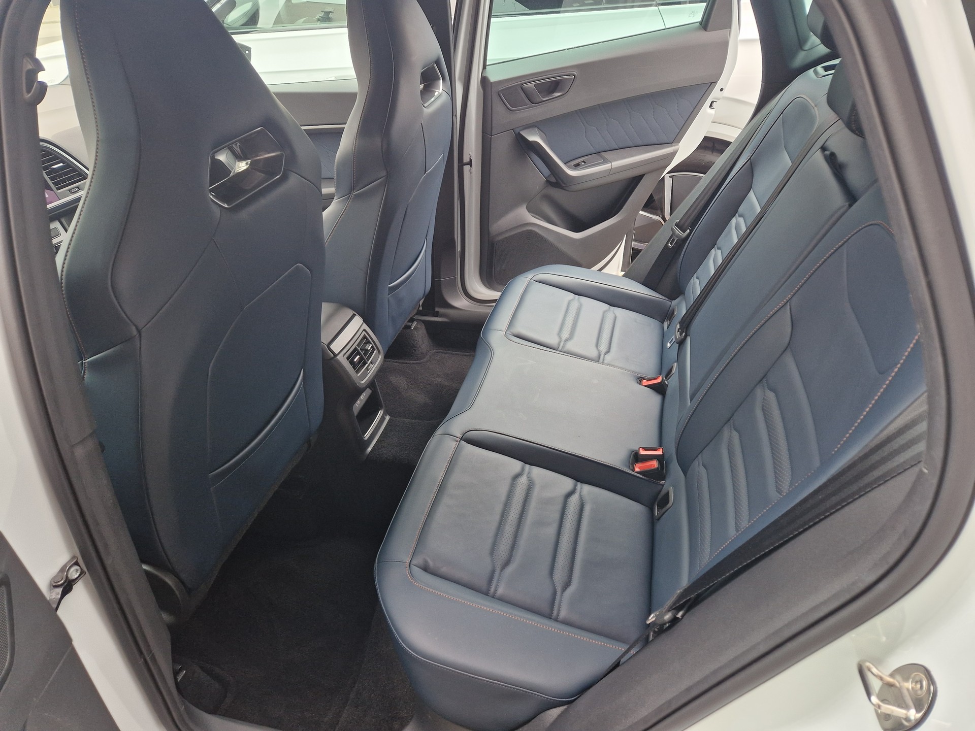 CUPRA Ateca 2.0TSI 4Drive DSG-image-13