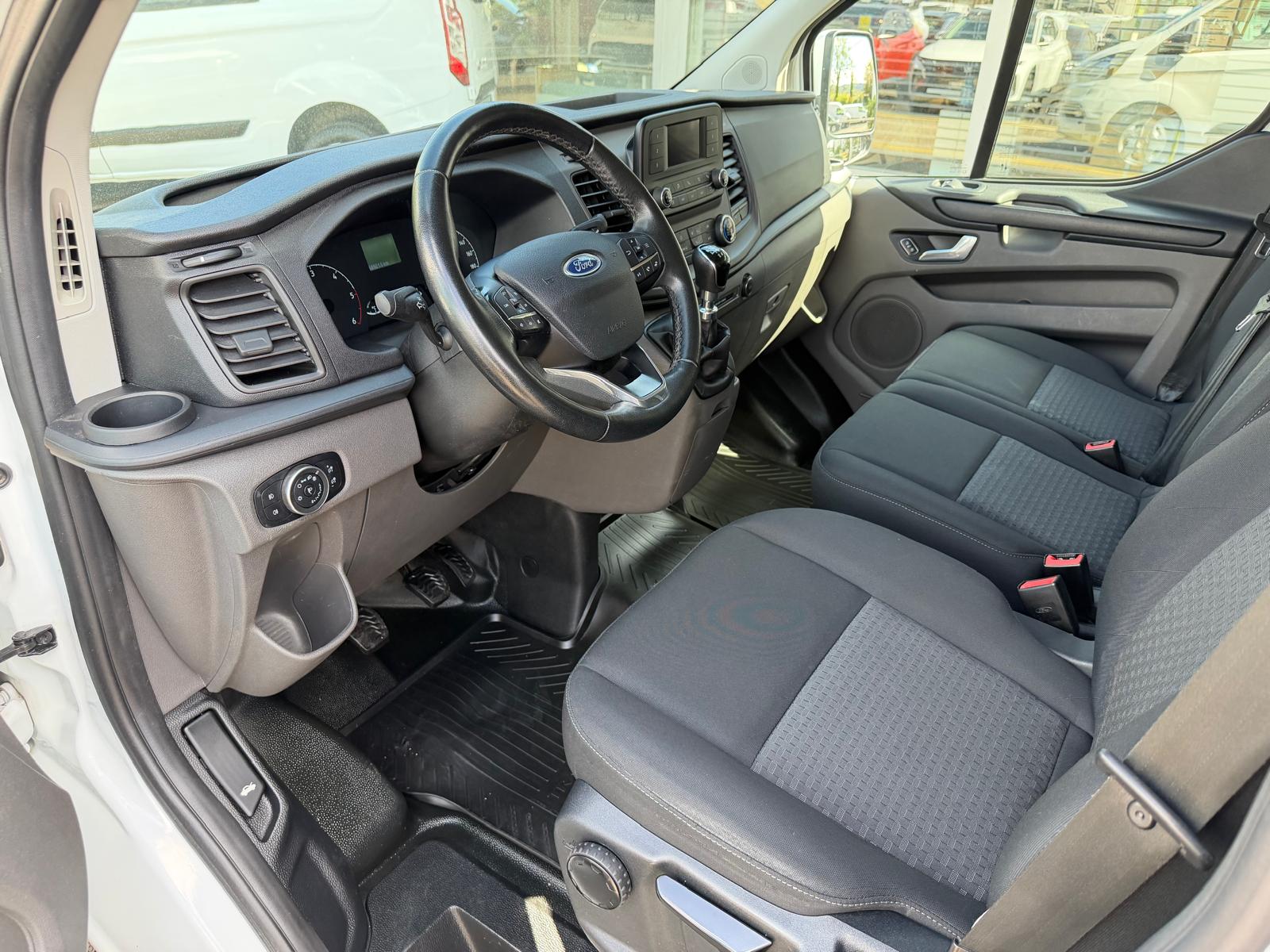 FORD Transit Cust 320 L1 Trend-image-1