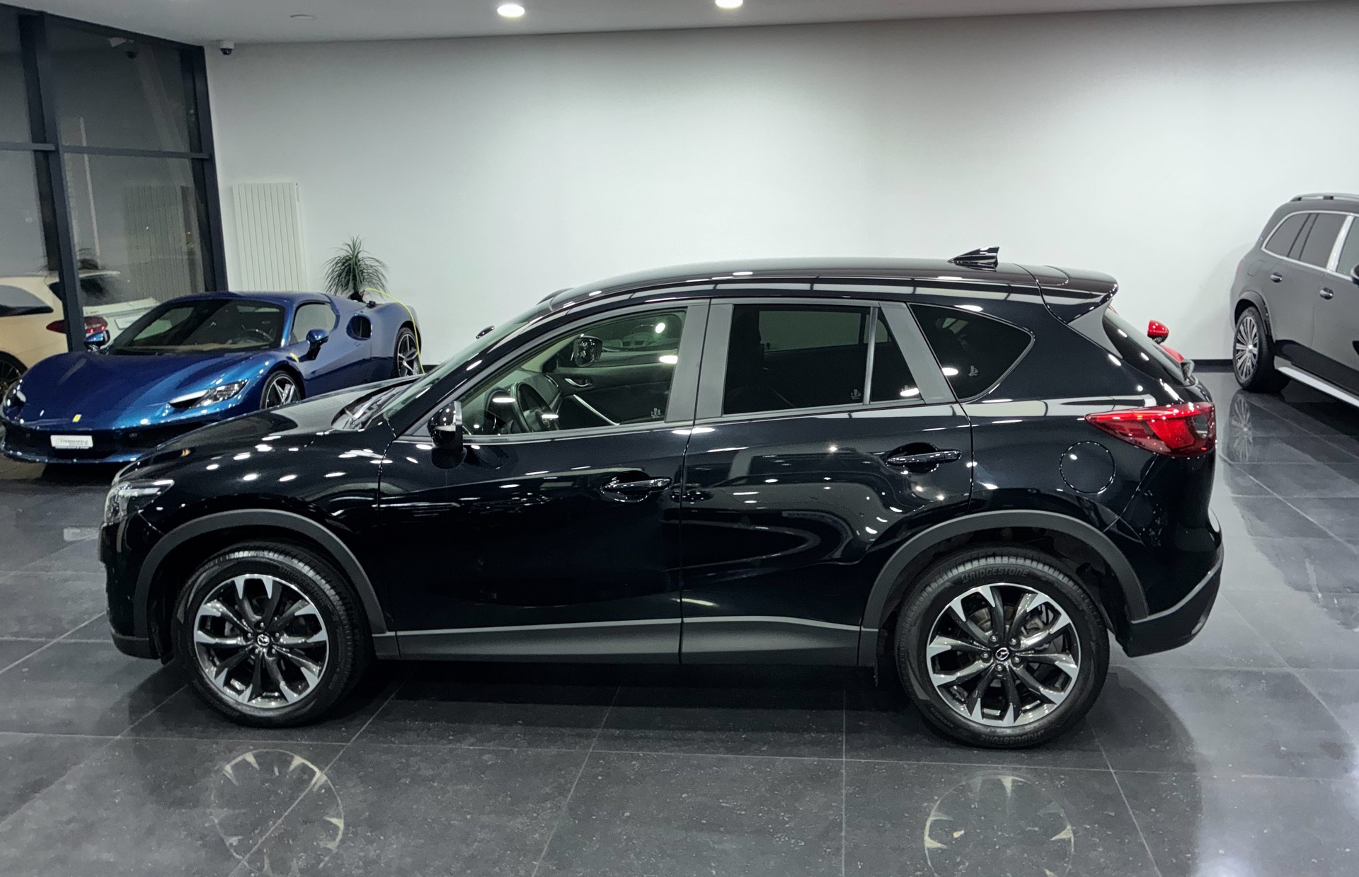 MAZDA CX-5 2.2 D HP Revolution AWD Automatic-image-3