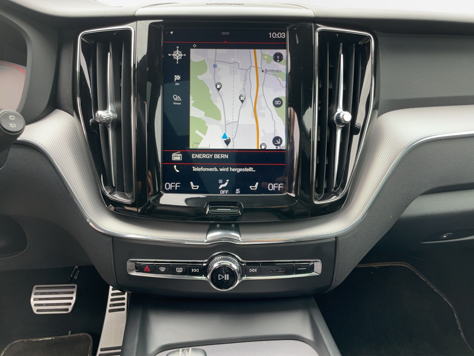 VOLVO XC60 2.0 T8 TE R-Design eAWD-image-12
