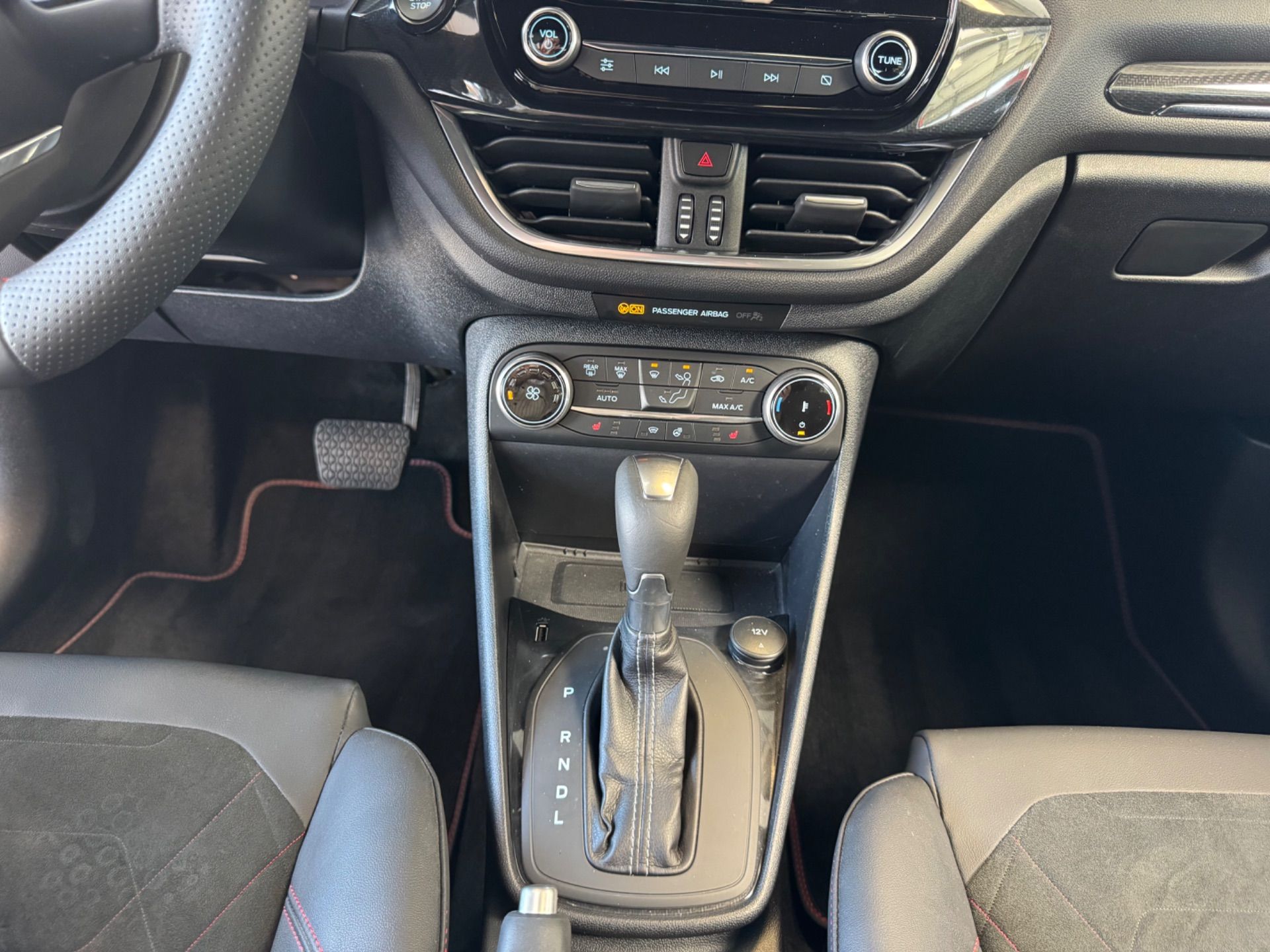 FORD Fiesta 1.0 SCTi MHEV ST Line X Automat-image-18