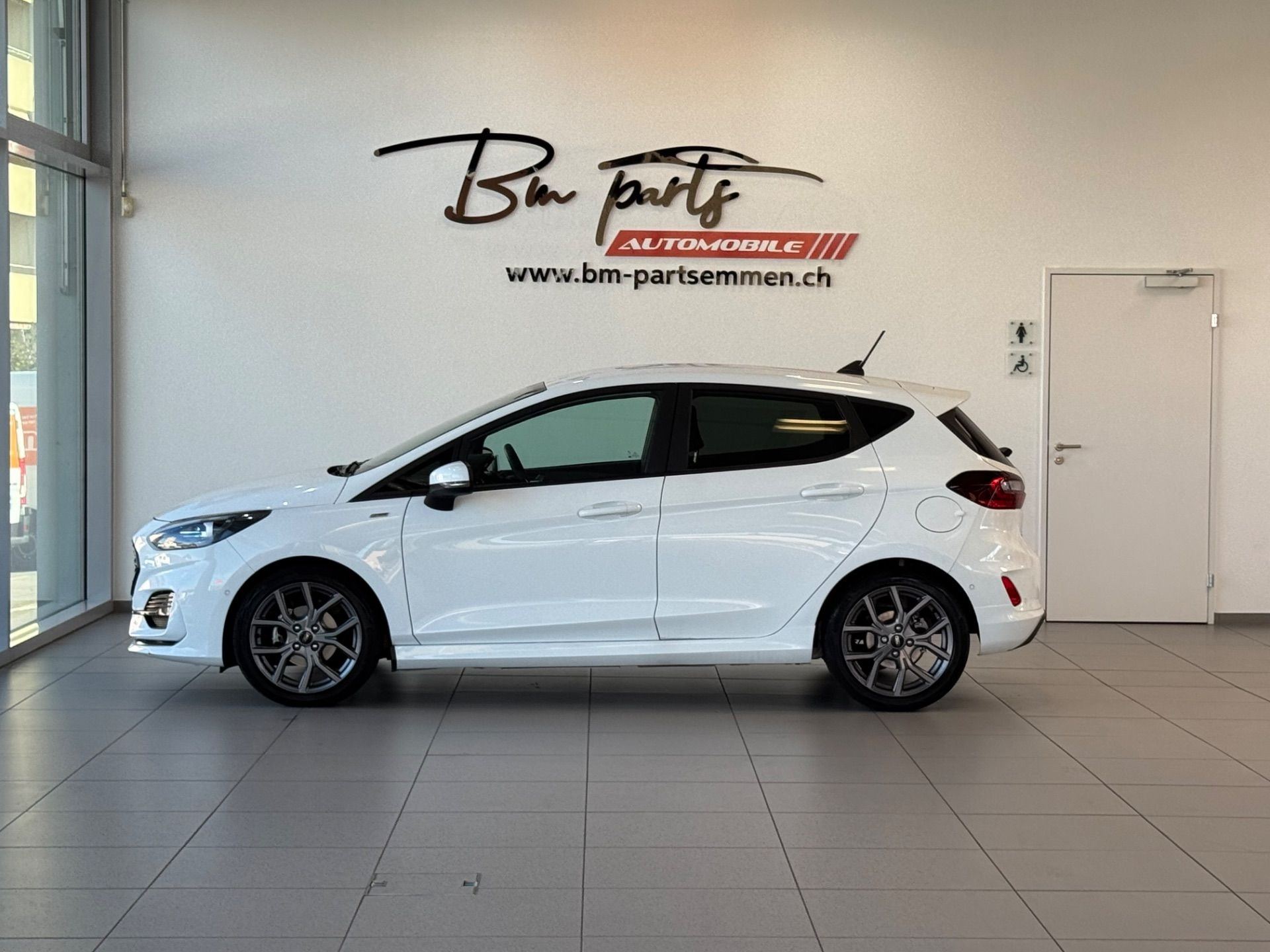 FORD Fiesta 1.0 SCTi MHEV ST Line X Automat-image-2