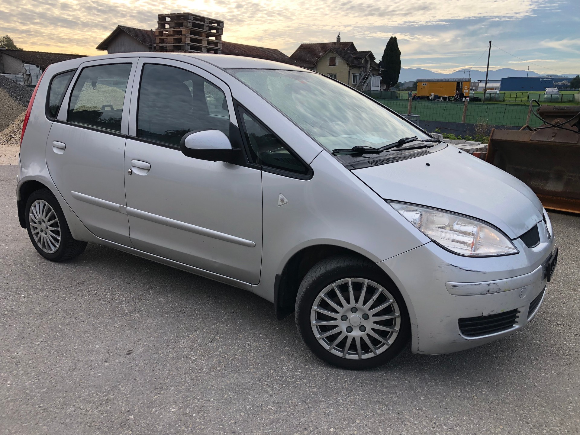 MITSUBISHI Colt 1.3 16V Fashion-image-2