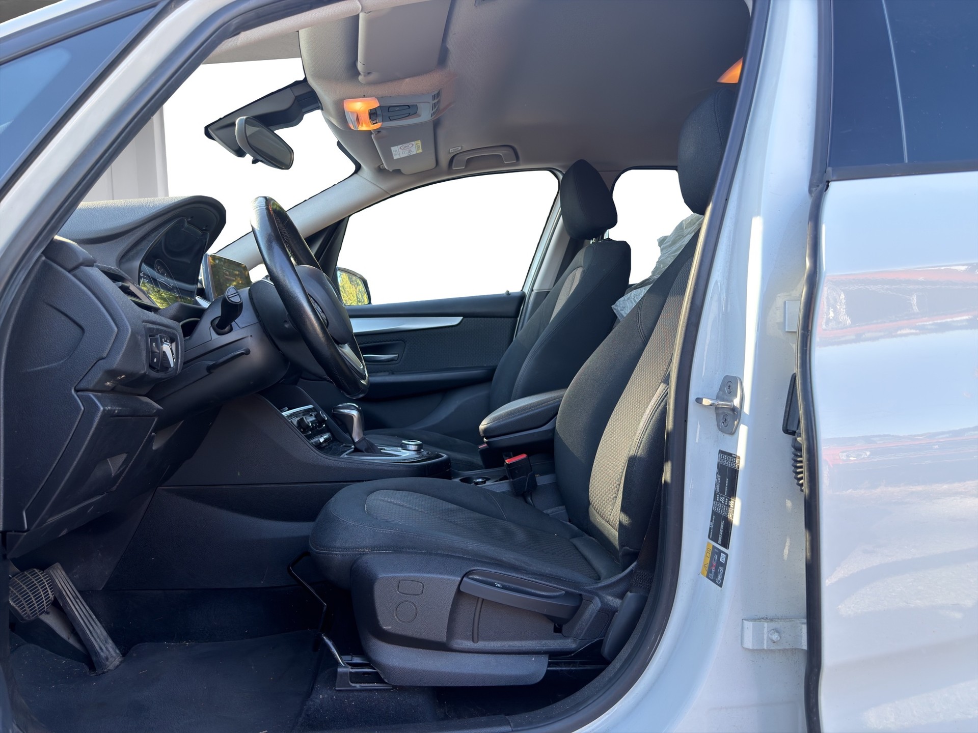 BMW 225xe iPerformance Active Tourer Steptronic-image-8