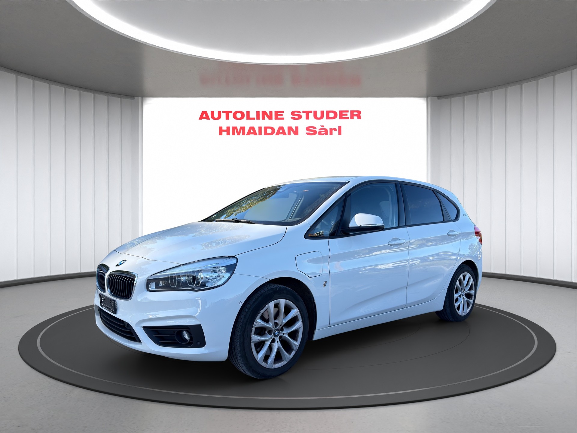 BMW 225xe iPerformance Active Tourer Steptronic-image-0