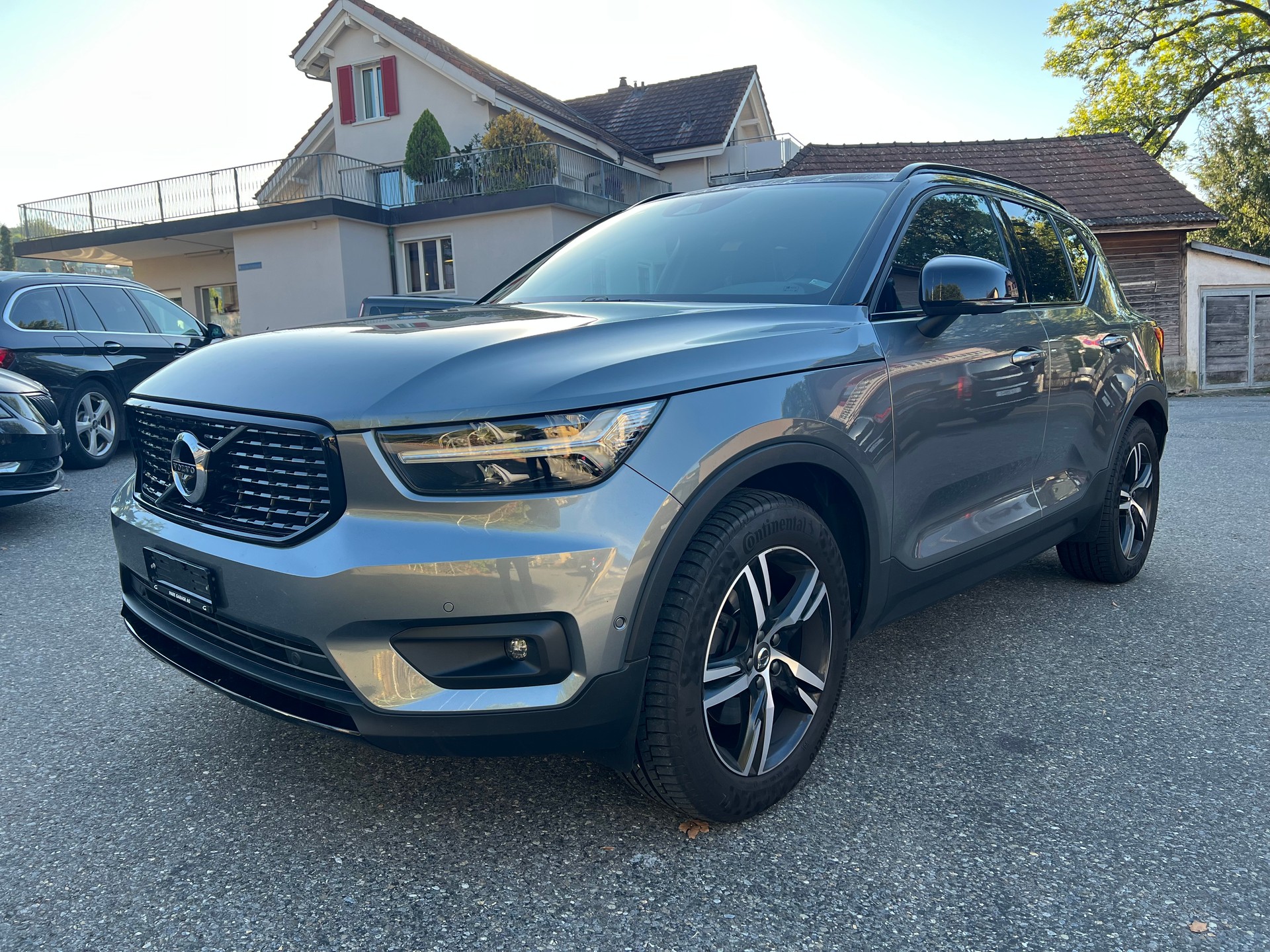 VOLVO XC40 T5 AWD R-Design Geartronic *248 PS*-image-3