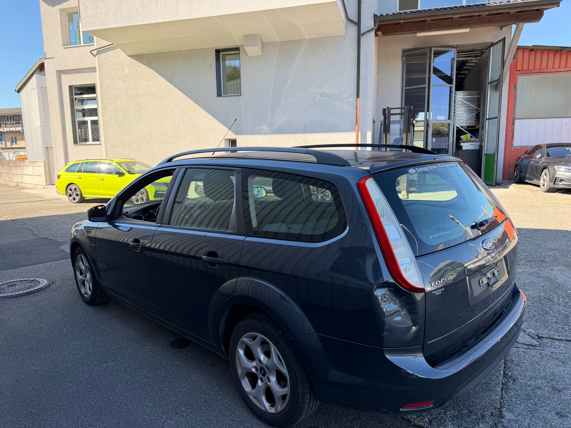 FORD Focus 1.6i VCT Carving-image-3