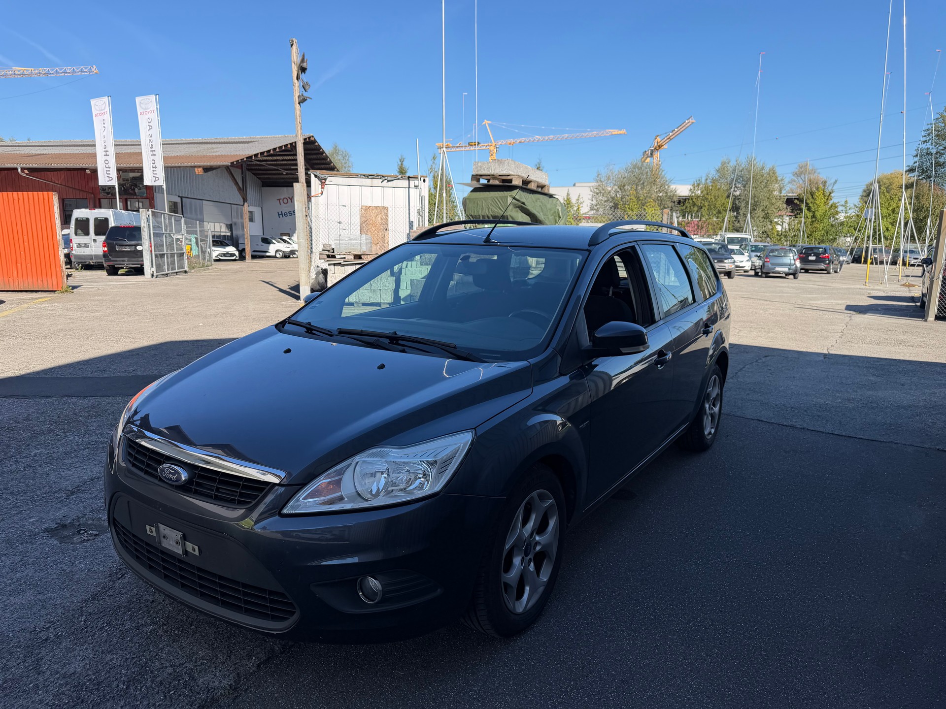 FORD Focus 1.6i VCT Carving-image-1