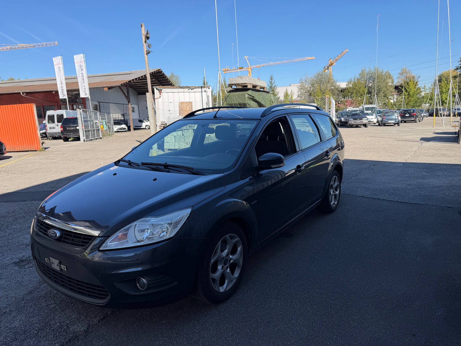 FORD Focus 1.6i VCT Carving-image-2