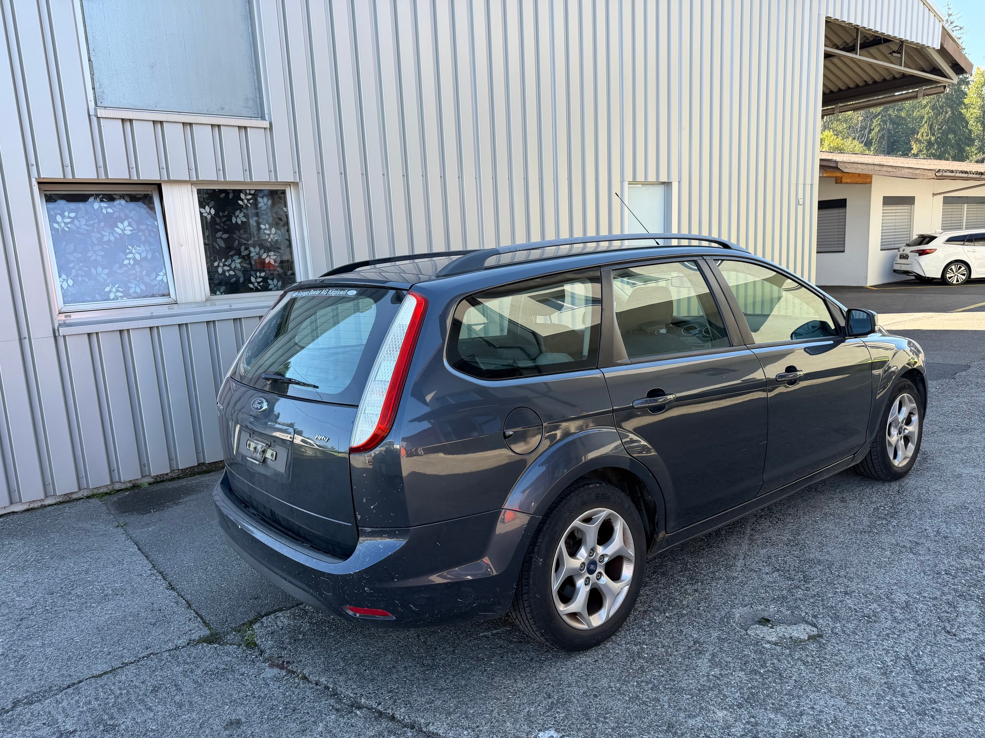 FORD Focus 1.6i VCT Carving-image-6