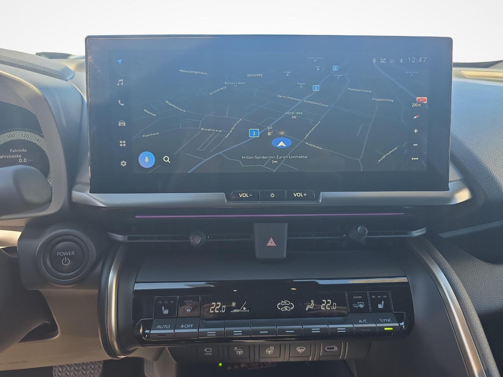 TOYOTA C-HR 2.0 PHEV Style Premiere-image-13