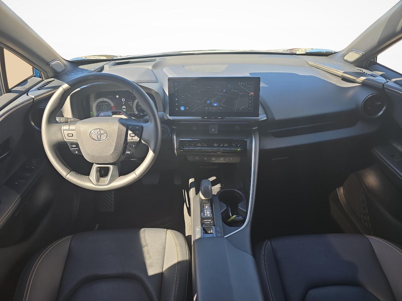 TOYOTA C-HR 2.0 PHEV Style Premiere-image-9