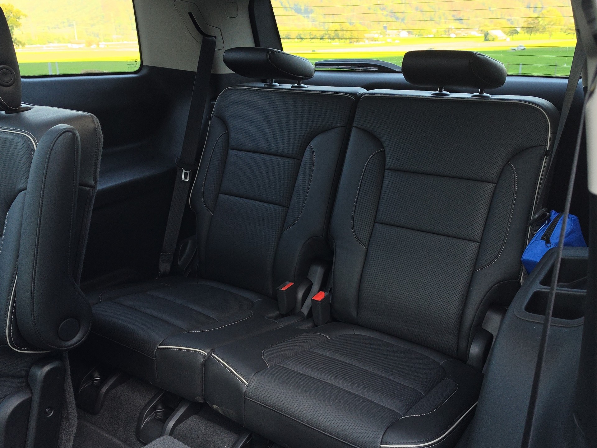 GMC Denali AWD 3.6L 6-Seater-image-16