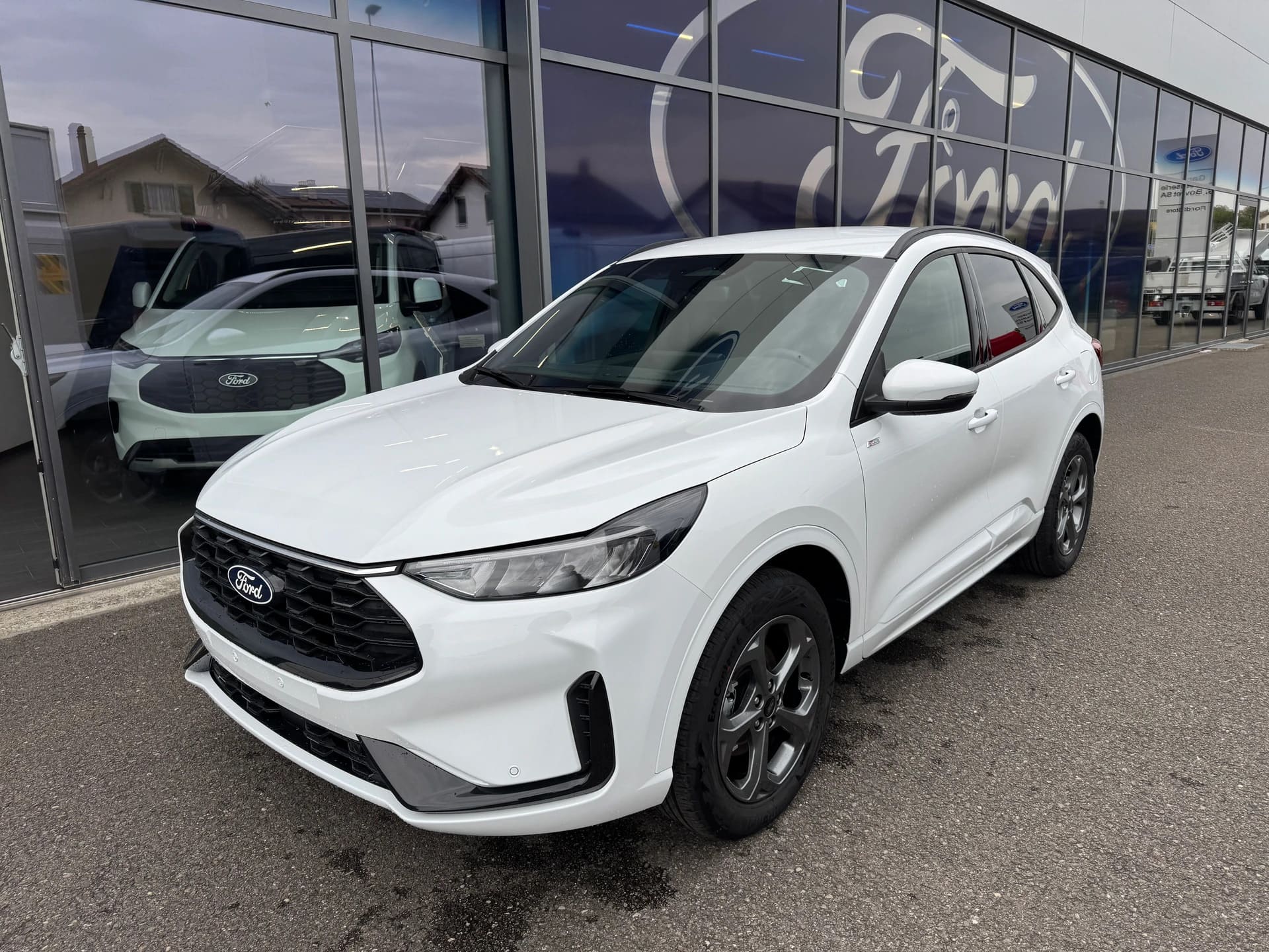 FORD Kuga 2.5 Hybrid ST-Line 4x4 ST-Line/FHEV-showroom-element-1