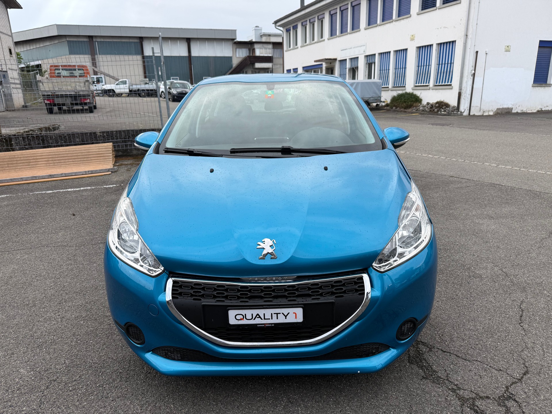 PEUGEOT 208 1.2 VTI Access-image-4