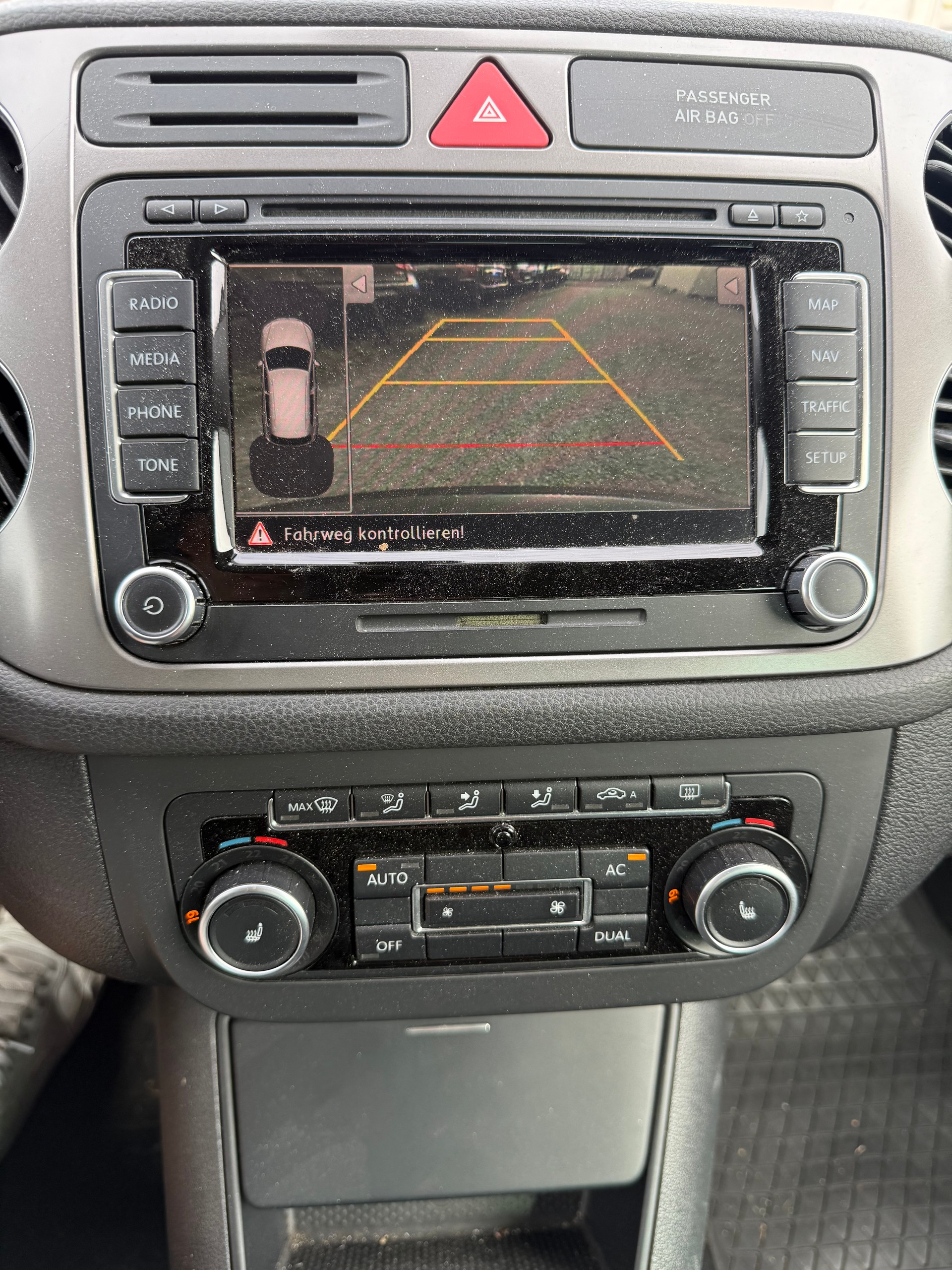 VW Tiguan 1.4 TSI Sport&Style-image-5
