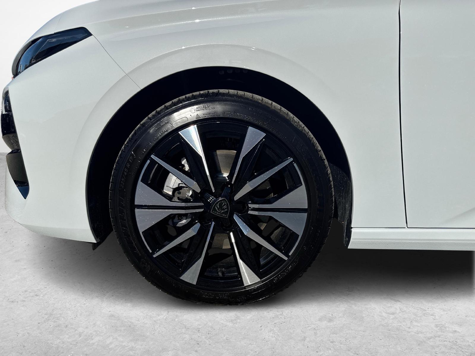 PEUGEOT 308 SW 1.2 Hybrid Allure-image-18