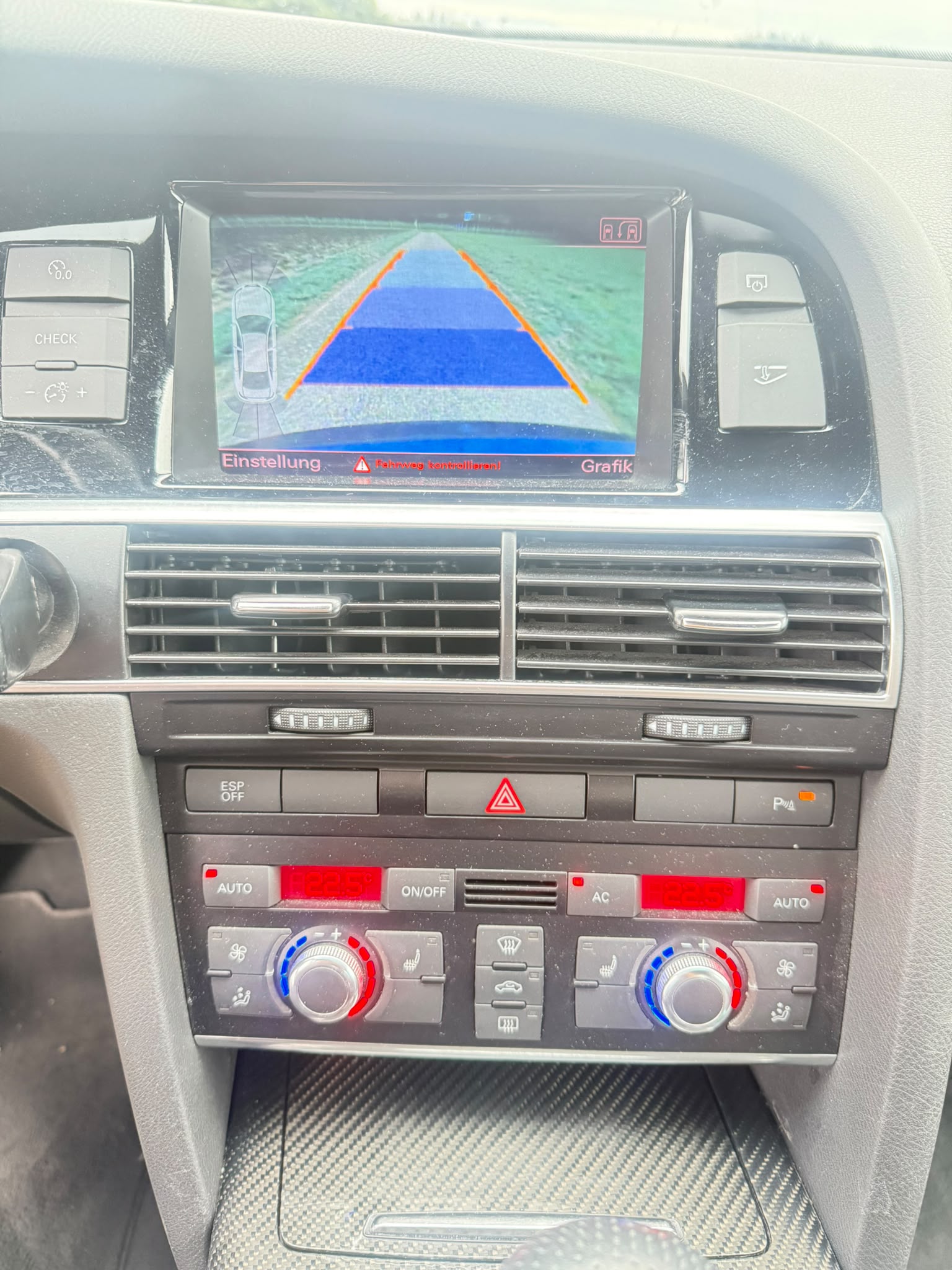 AUDI RS6 Limousine 5.0 TFSI V10 quattro tiptronic AB MFK-image-9
