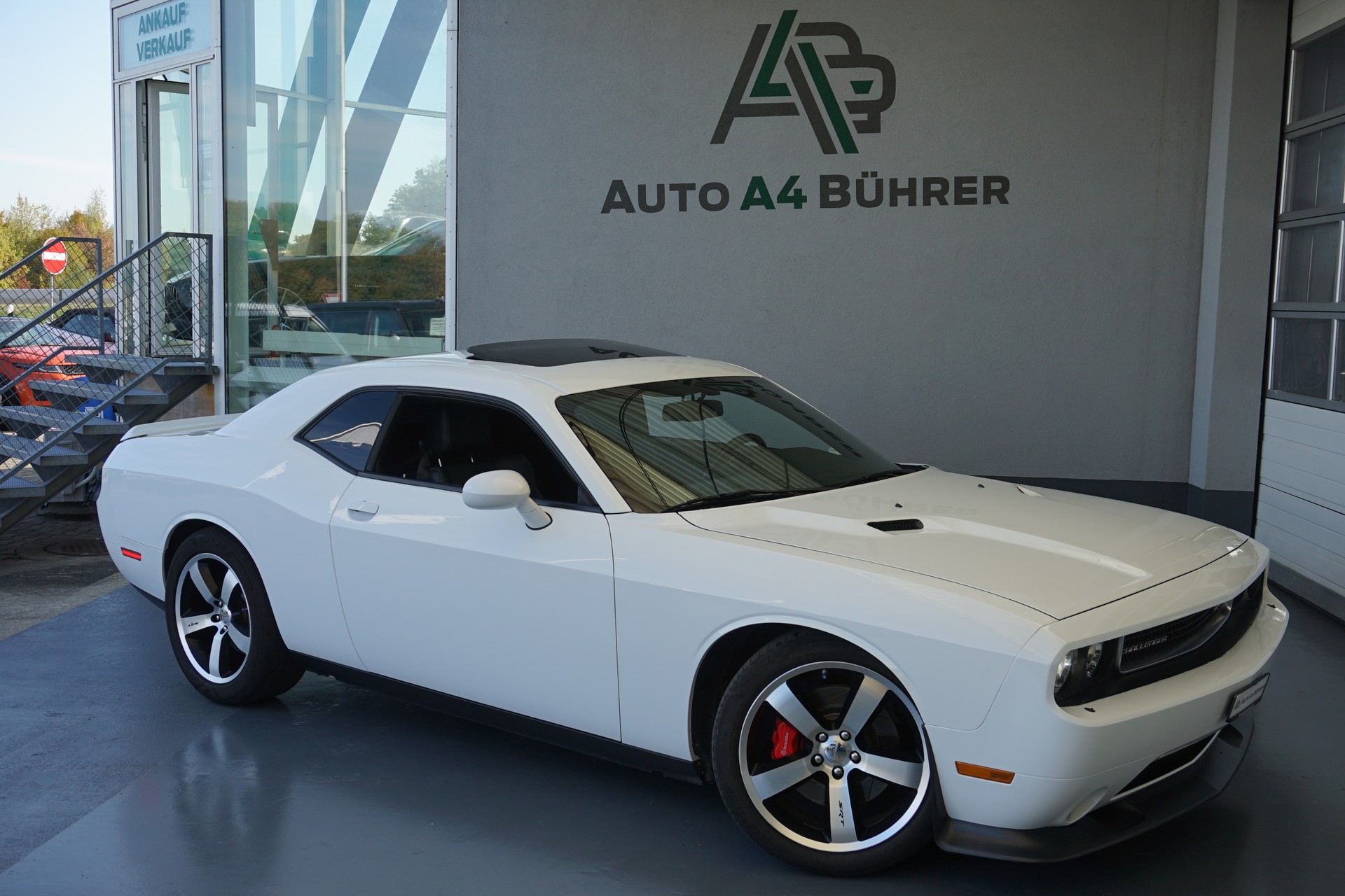 DODGE Challenger SRT 392 6,4i V8 478PS-image-1