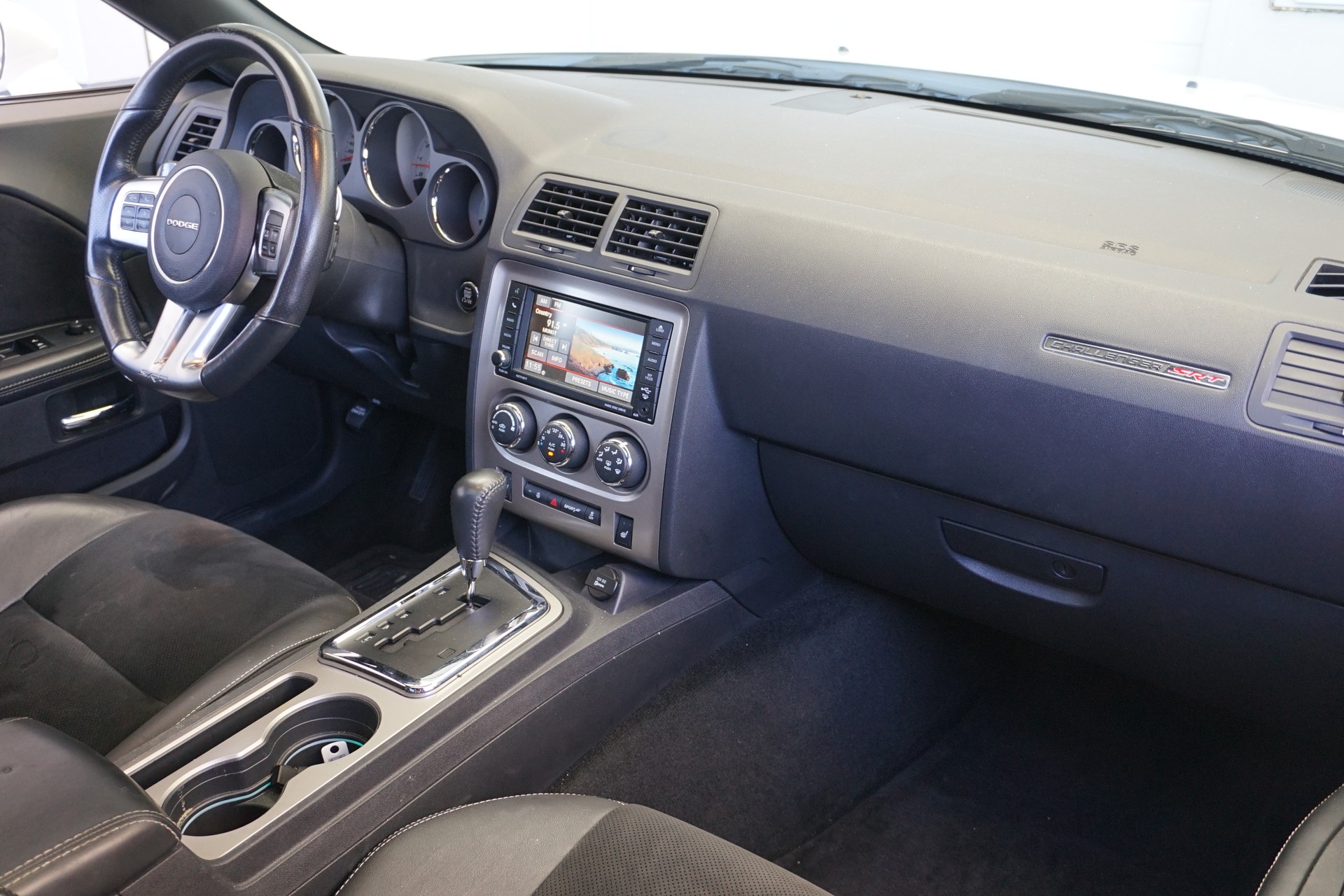 DODGE Challenger SRT 392 6,4i V8 478PS-image-14