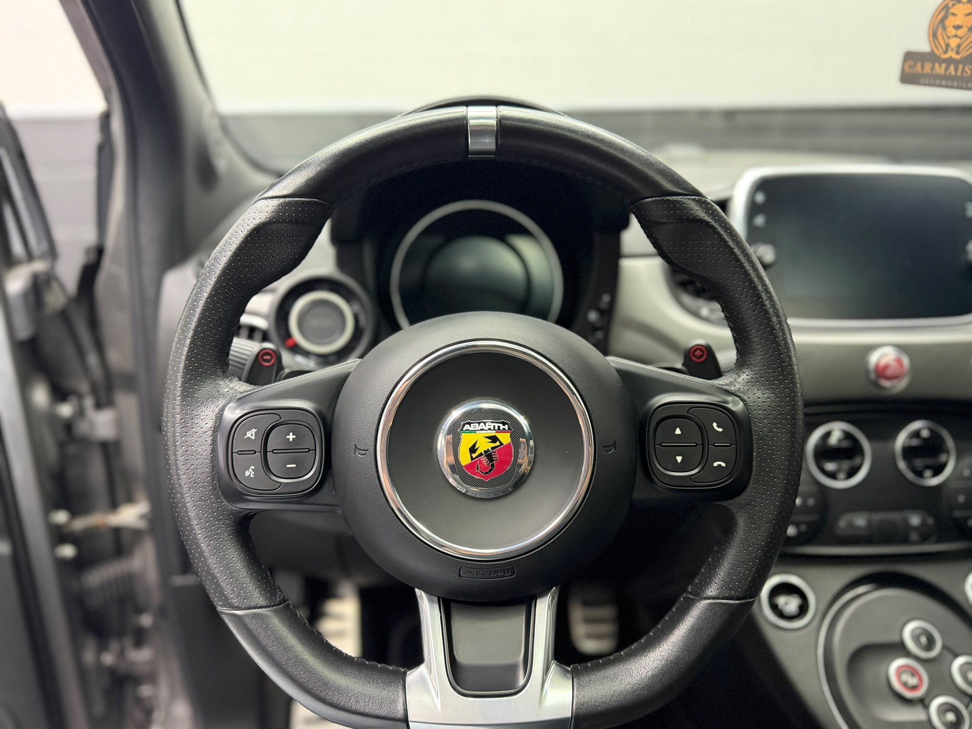 FIAT 595 1.4 16V Turbo Abarth Turismo Dualogic | CH-Auto | Panorama Dach | Leder | Bi-Xenon-image-14
