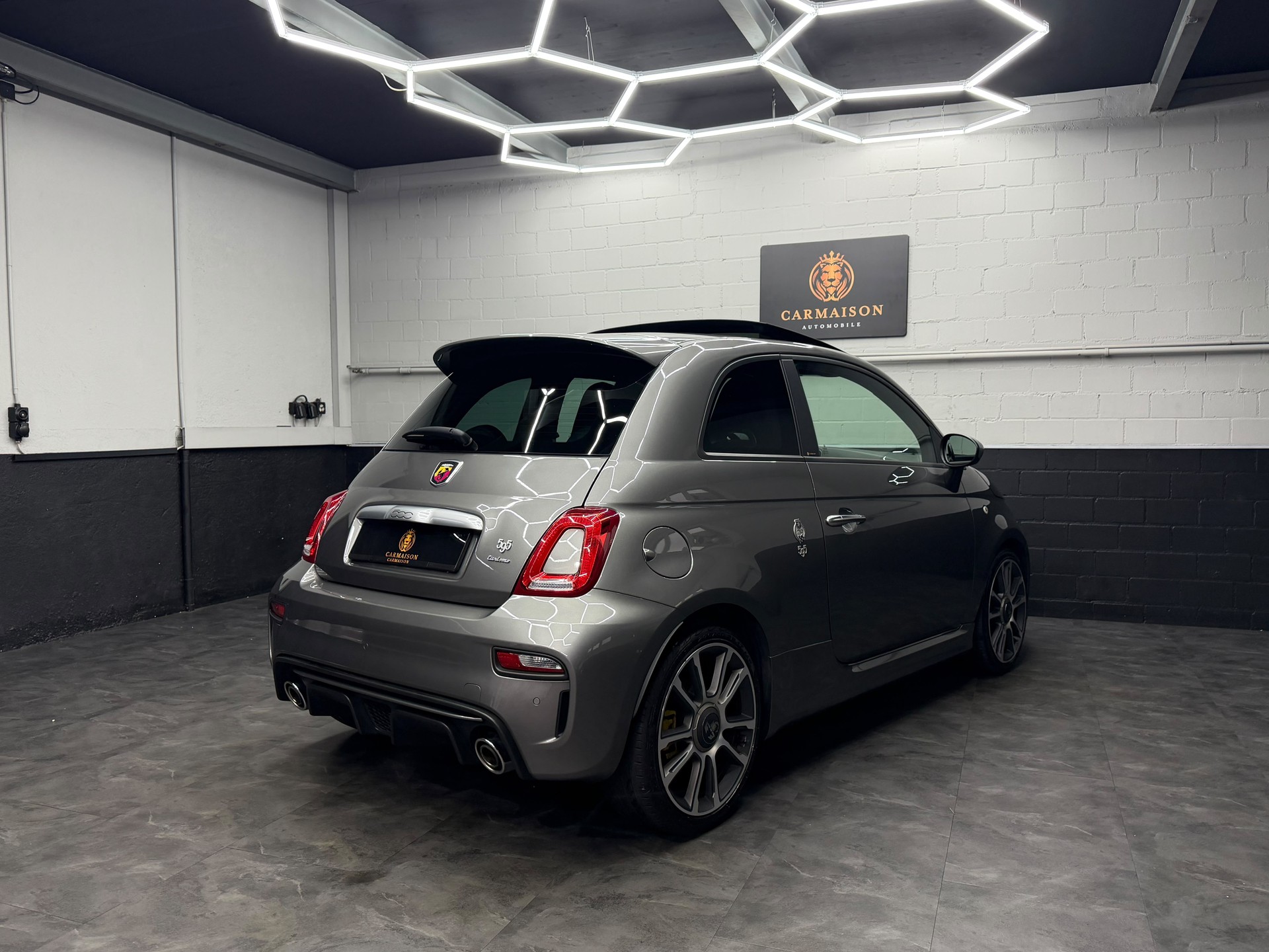 FIAT 595 1.4 16V Turbo Abarth Turismo Dualogic | CH-Auto | Panorama Dach | Leder | Bi-Xenon-image-7