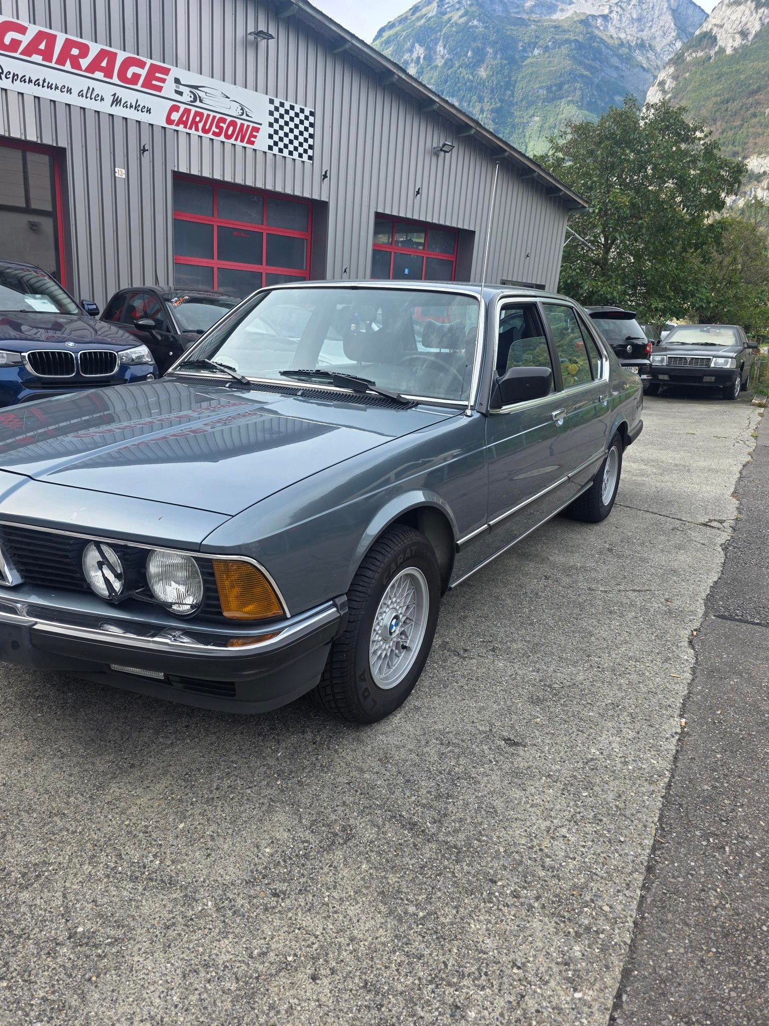 BMW 745i A-image-1
