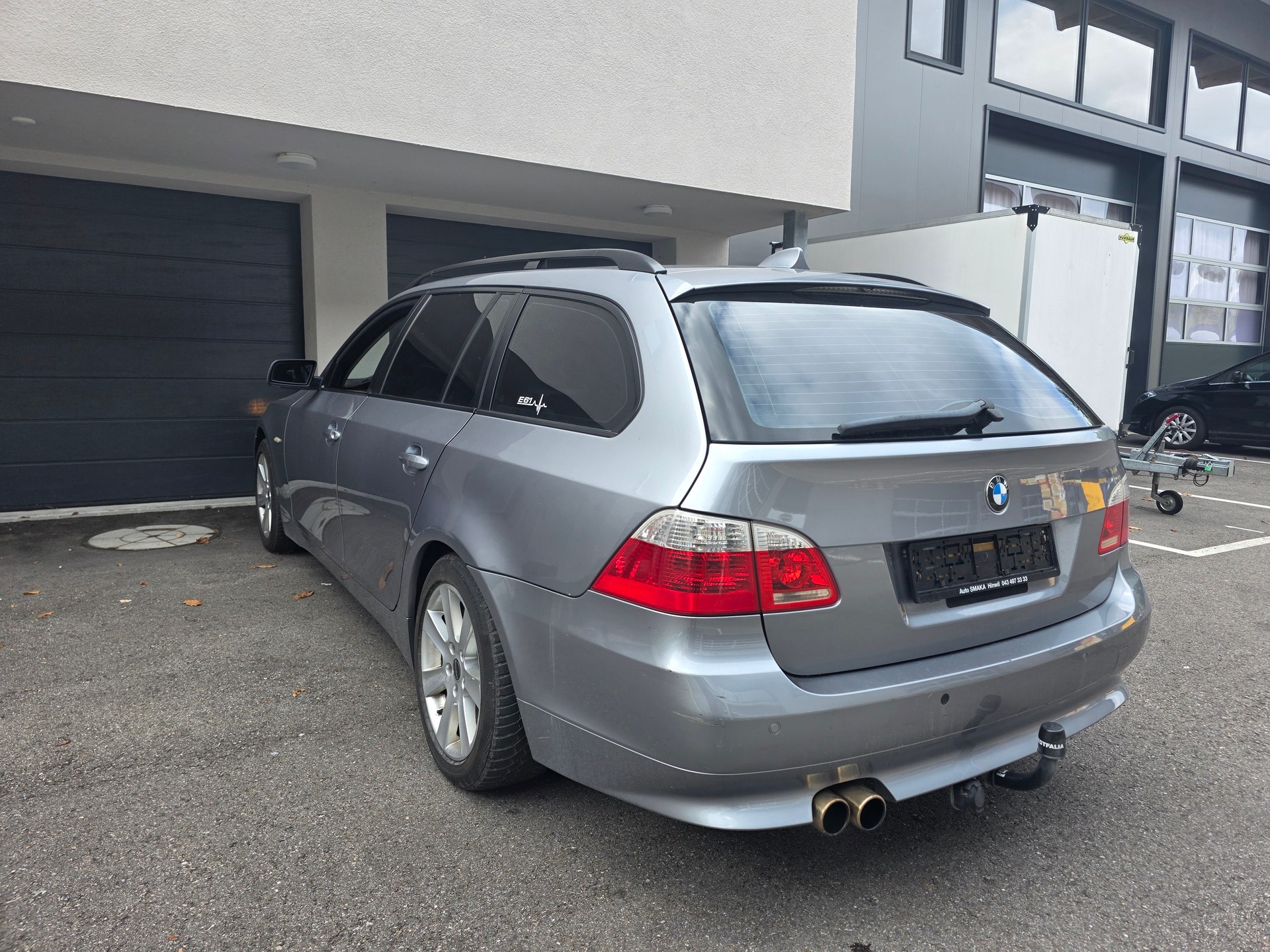 BMW 525xi Touring mit M-Paket Interieur-image-4