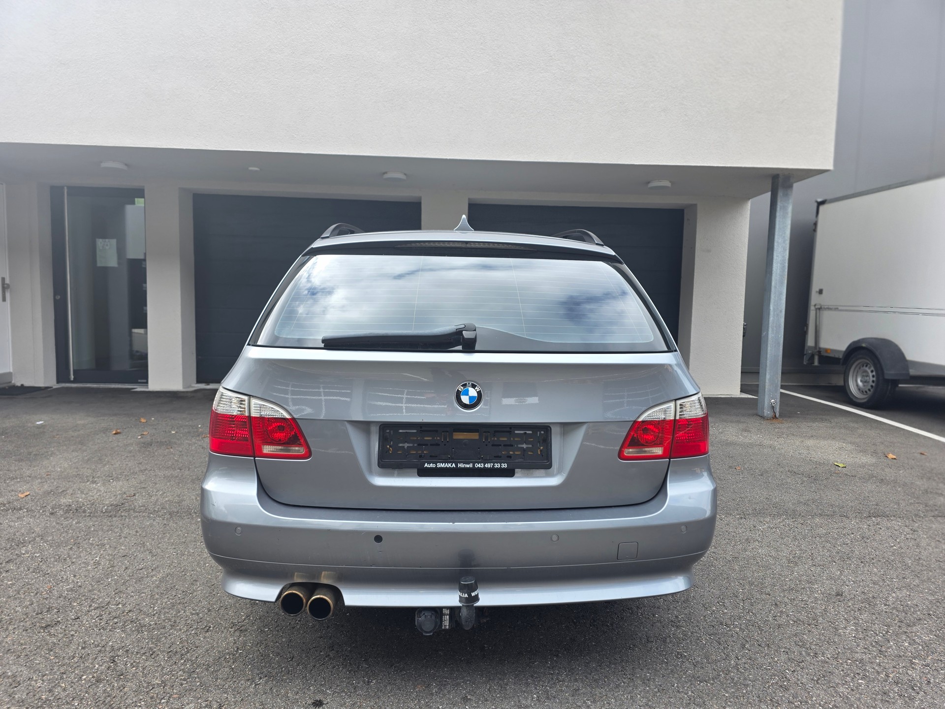 BMW 525xi Touring mit M-Paket Interieur-image-3