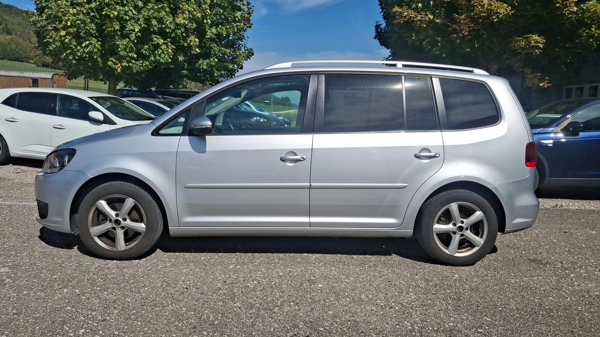 VW Touran 1.6 TDI Comfortline-image-11