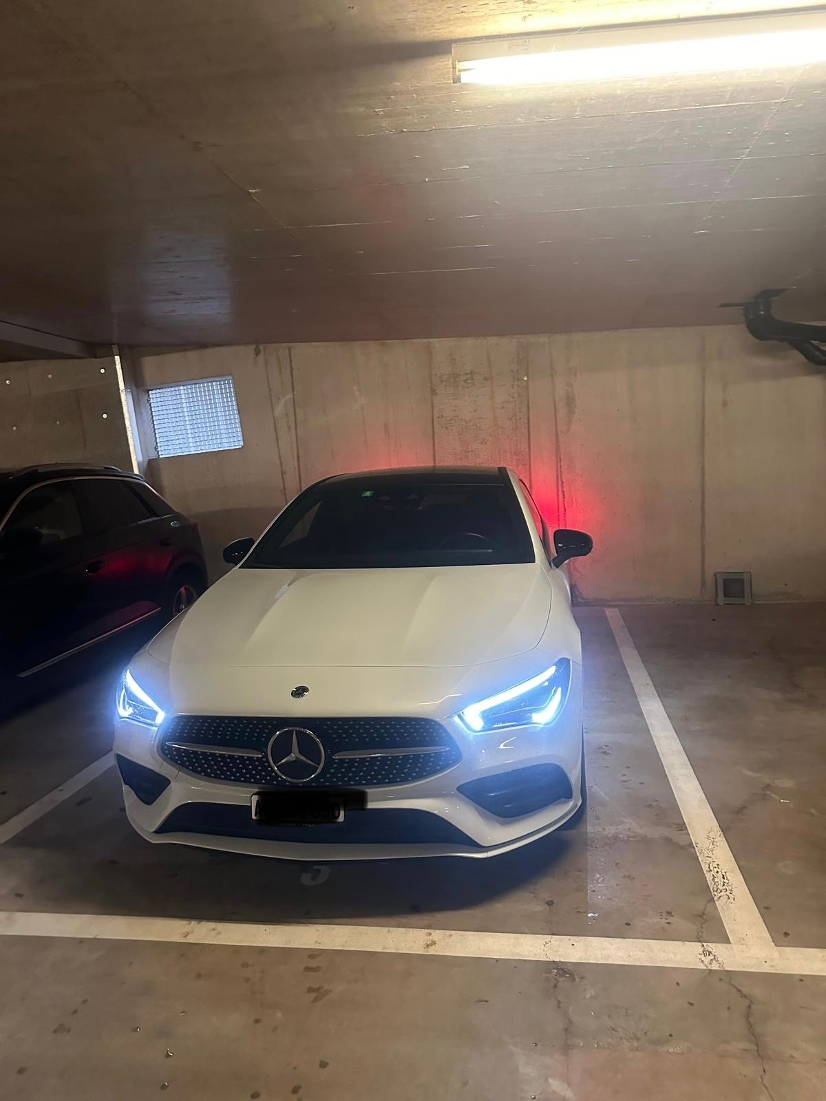 MERCEDES-BENZ CLA 220 d AMG Line 4matic-image-0