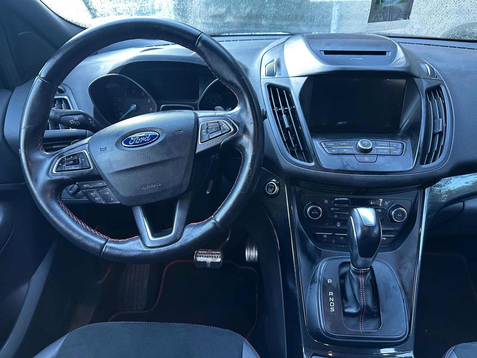 FORD KUGA-image-4