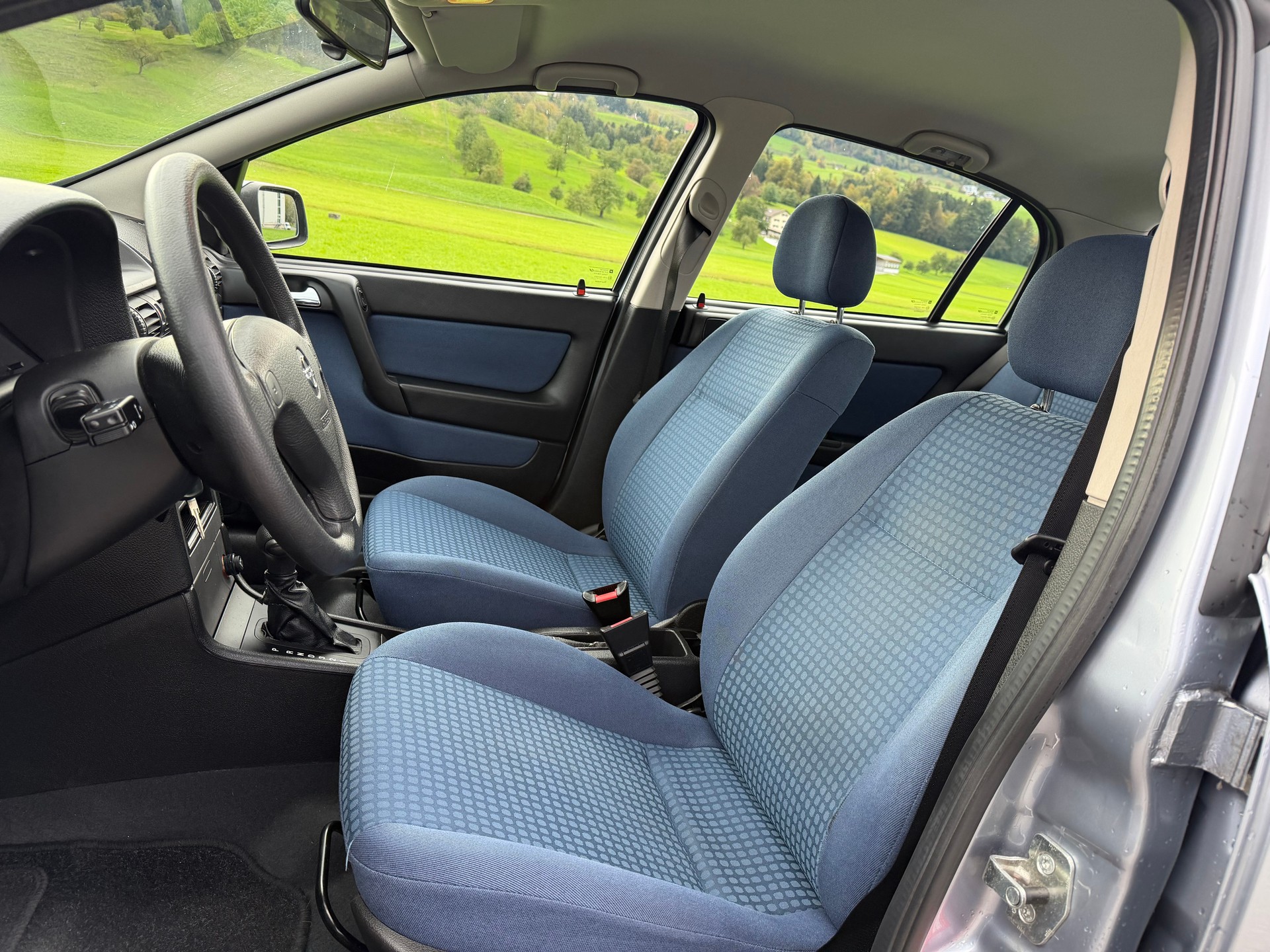 OPEL Astra 1.8i 16V Elegance Automatik-image-9