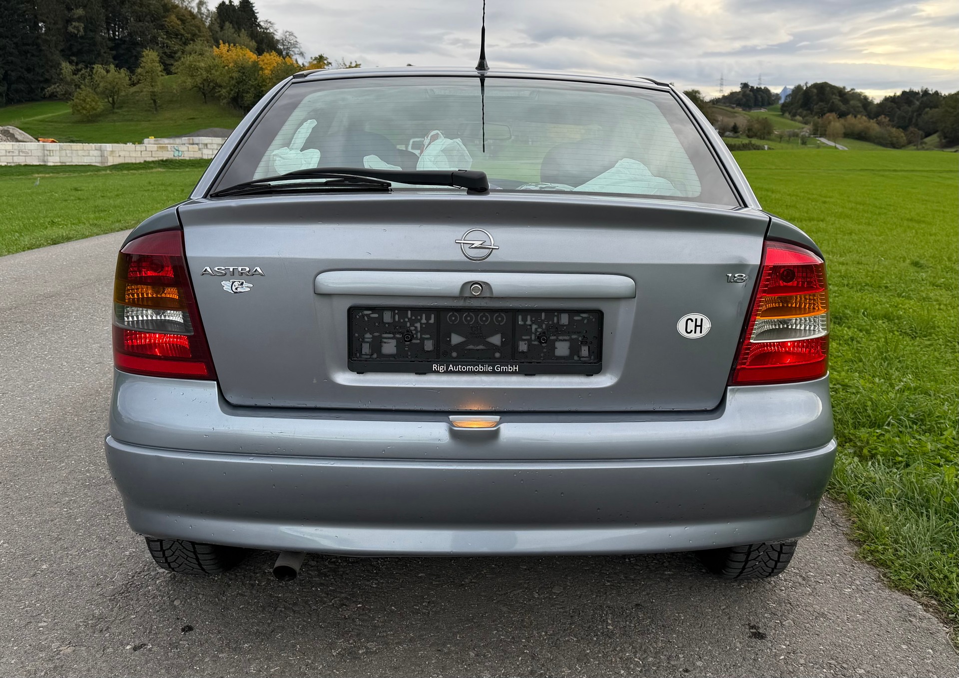 OPEL Astra 1.8i 16V Elegance Automatik-image-4