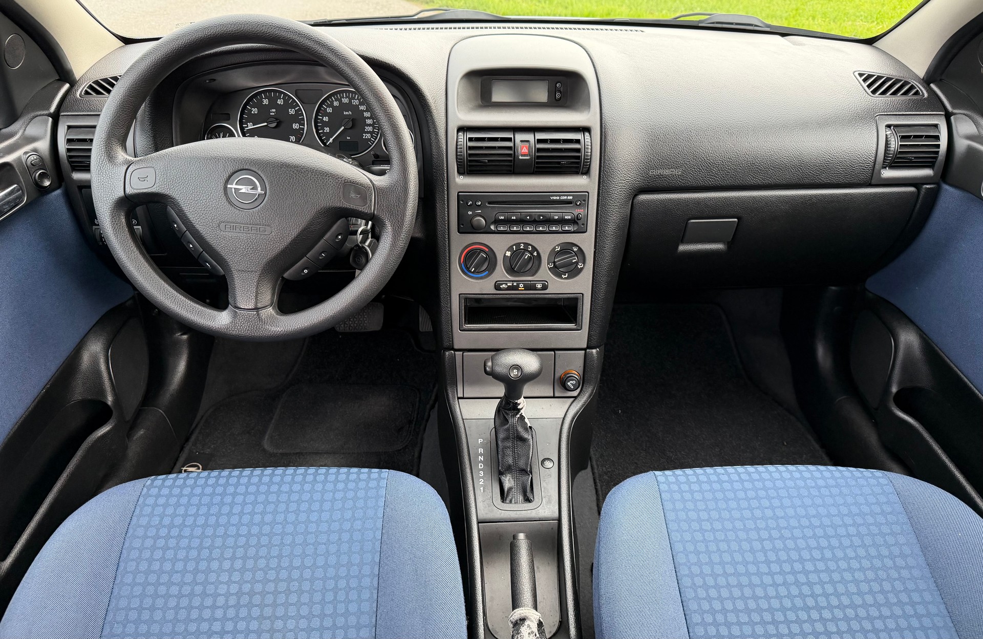 OPEL Astra 1.8i 16V Elegance Automatik-image-11