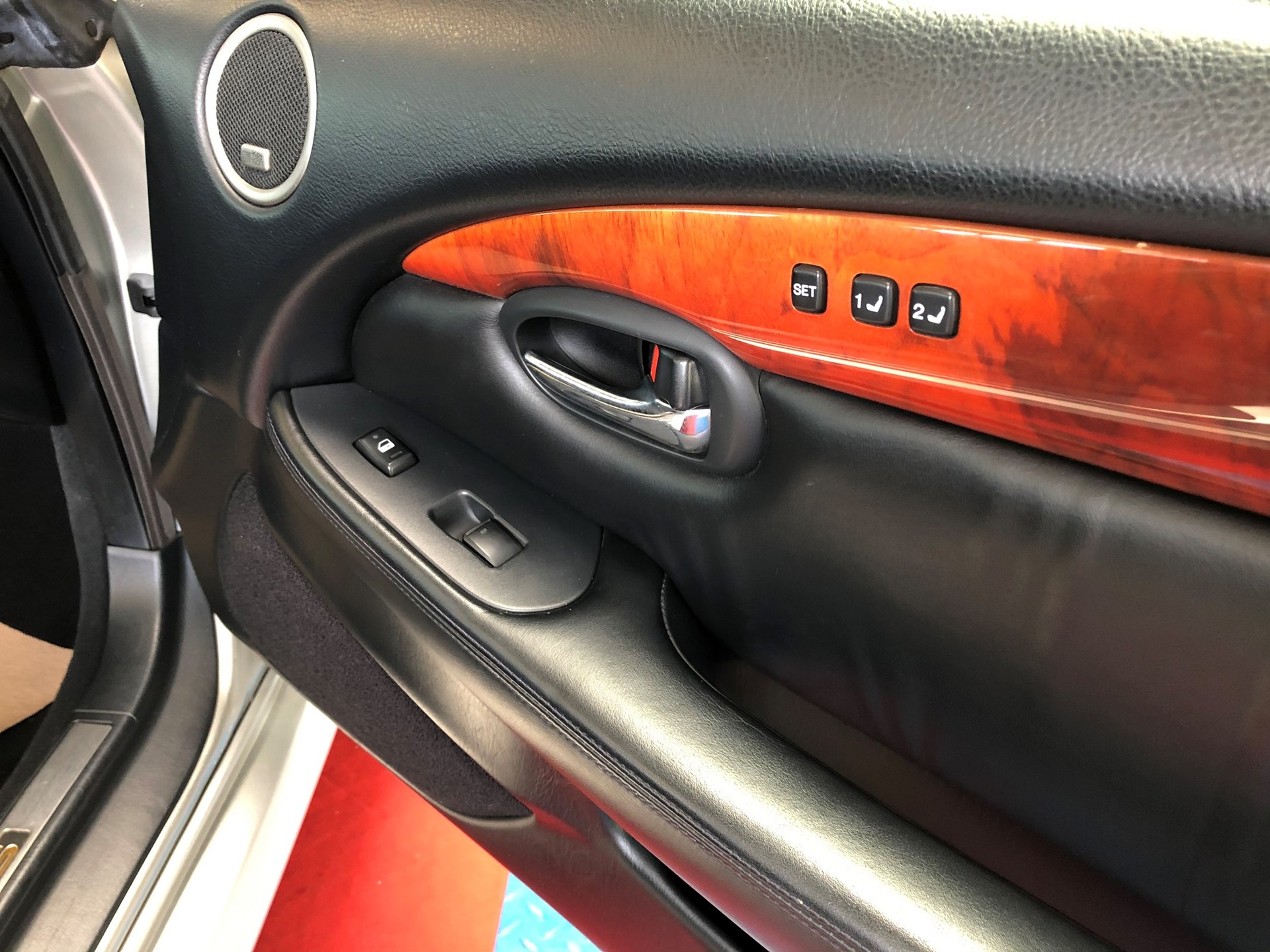 LEXUS SC 430 Automatic-image-15