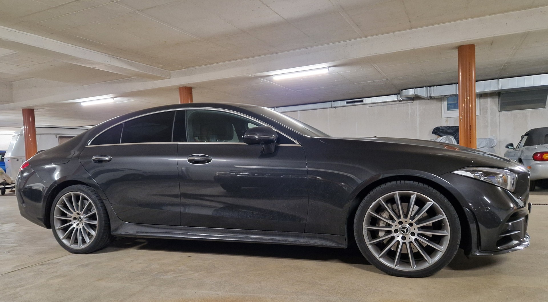 MERCEDES-BENZ CLS 450 4Matic AMG Line 9G-Tronic-image-2