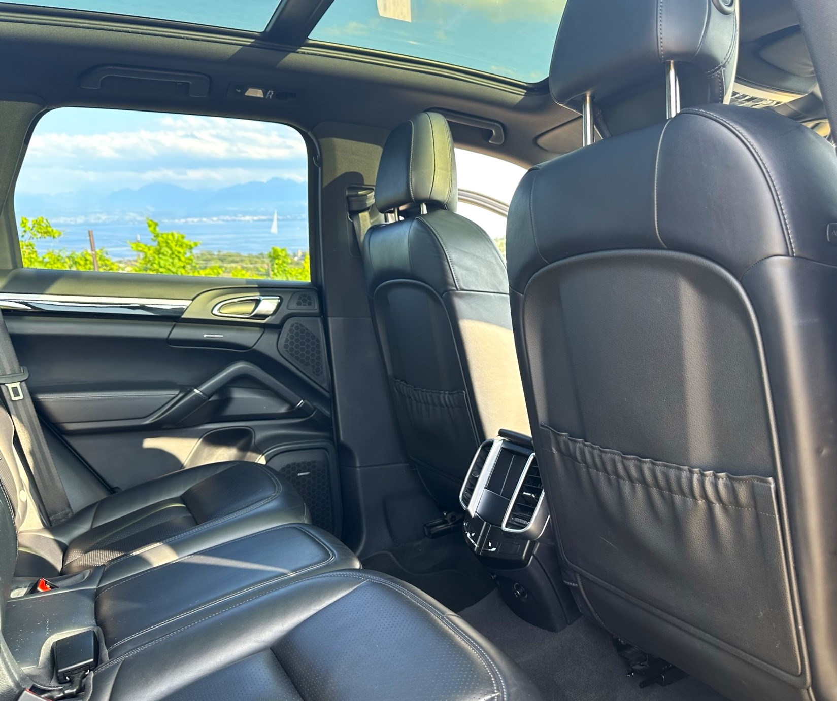 PORSCHE Cayenne S-image-10